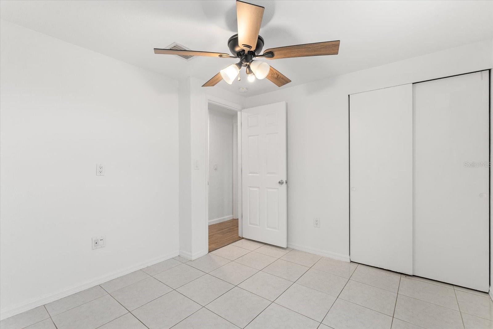 200 SAN LORENZO AVE