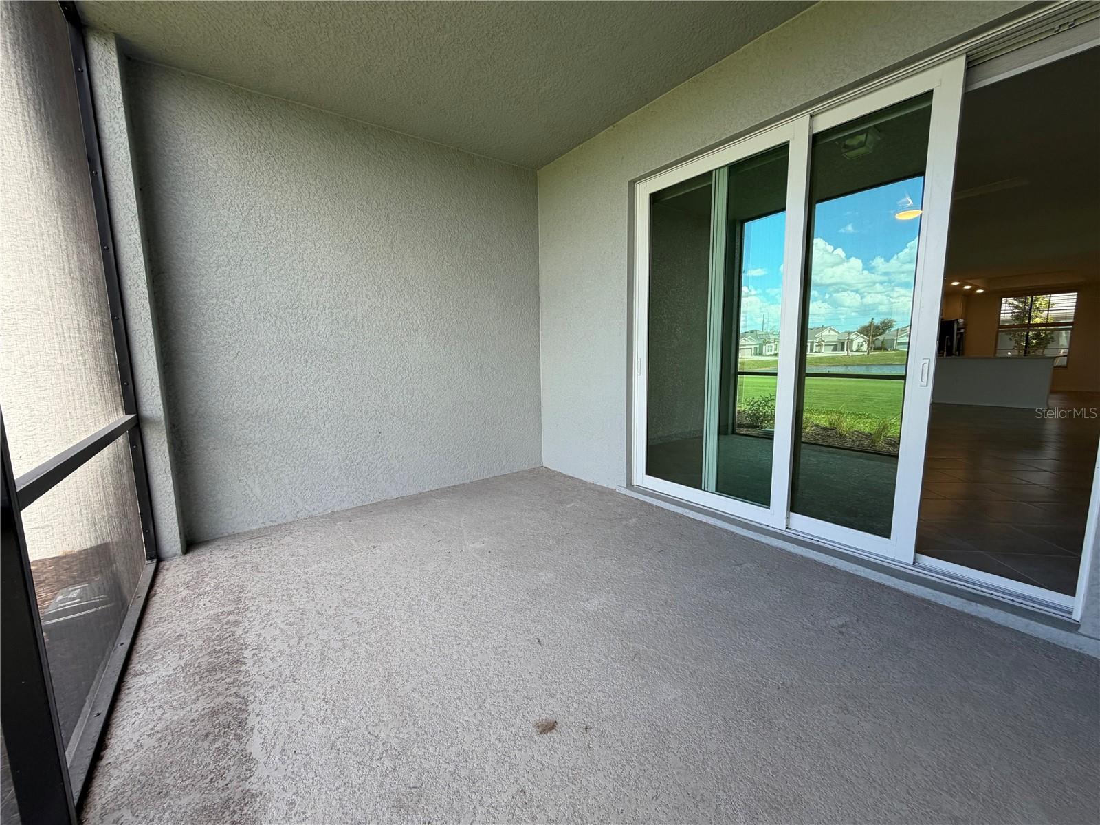 19015 SCALLOP LOOP #101