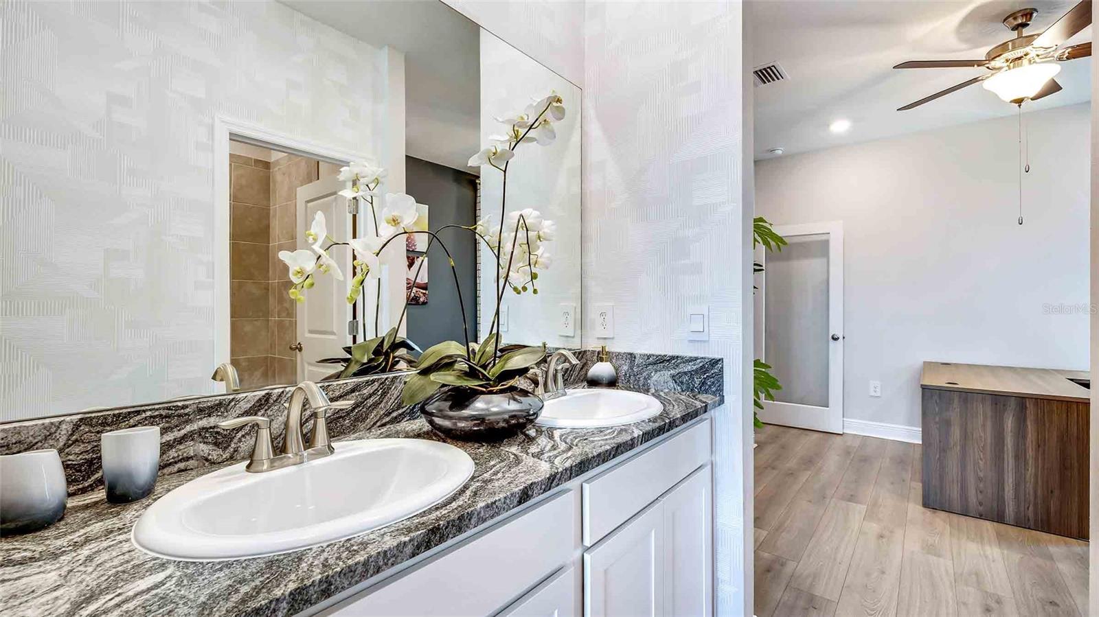 3827 BUTTE TRL