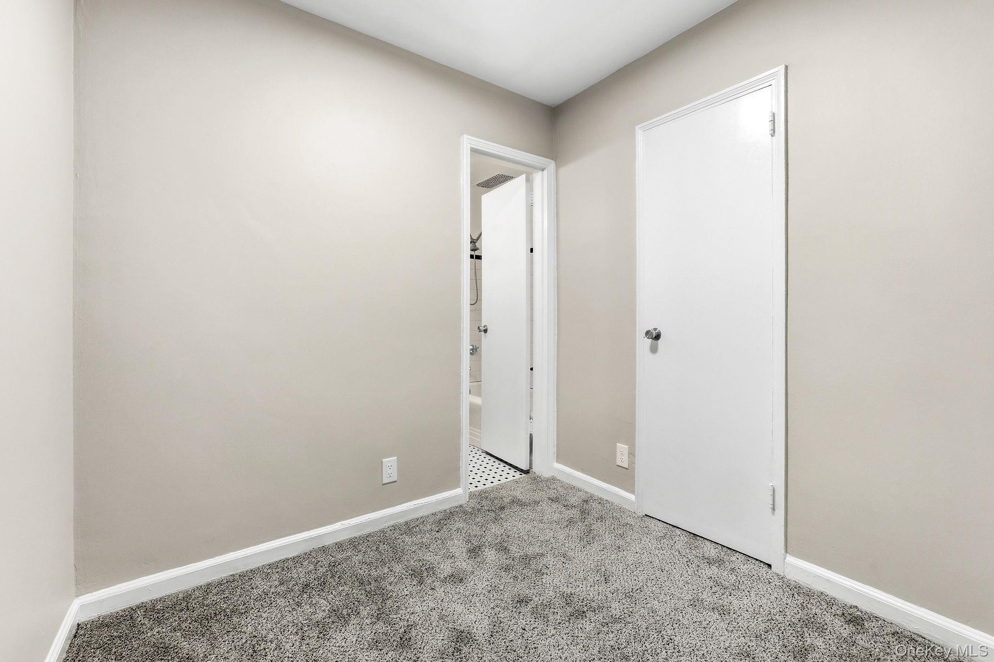 22 Alden Place Unit: 22