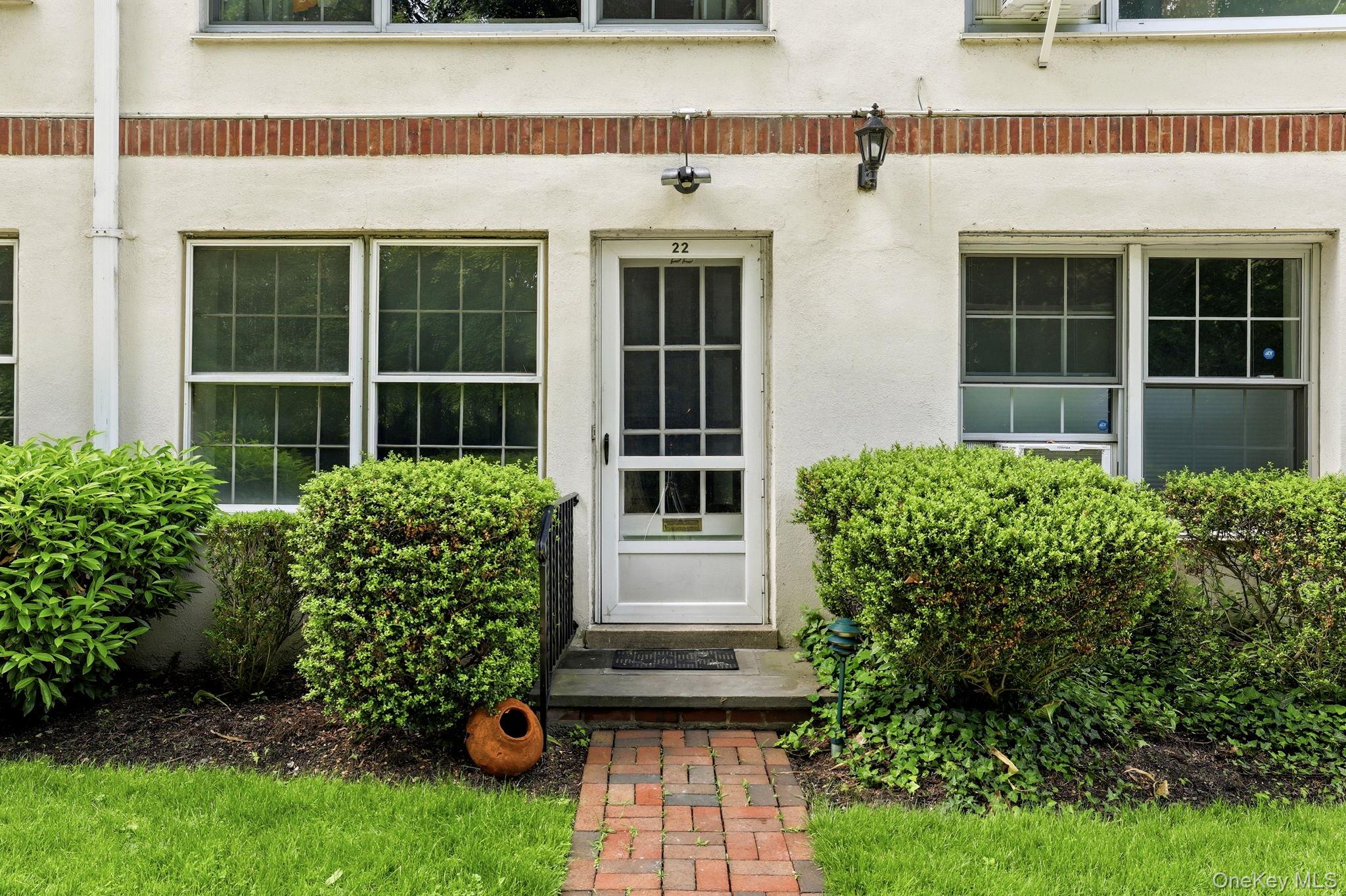22 Alden Place Unit: 22