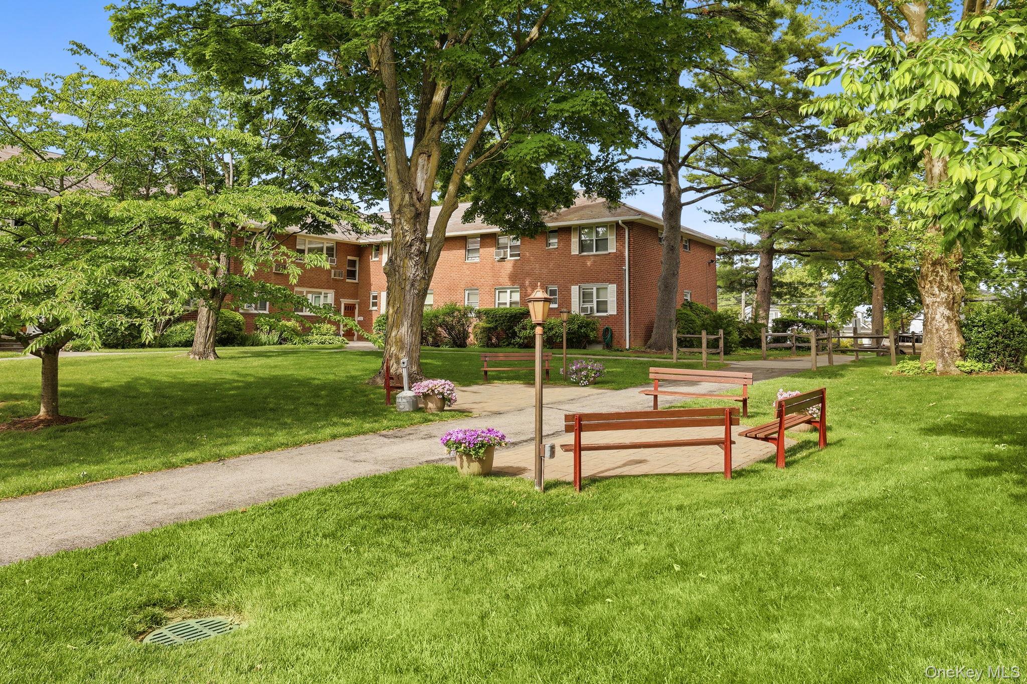 121 North Broadway Unit: 21K
