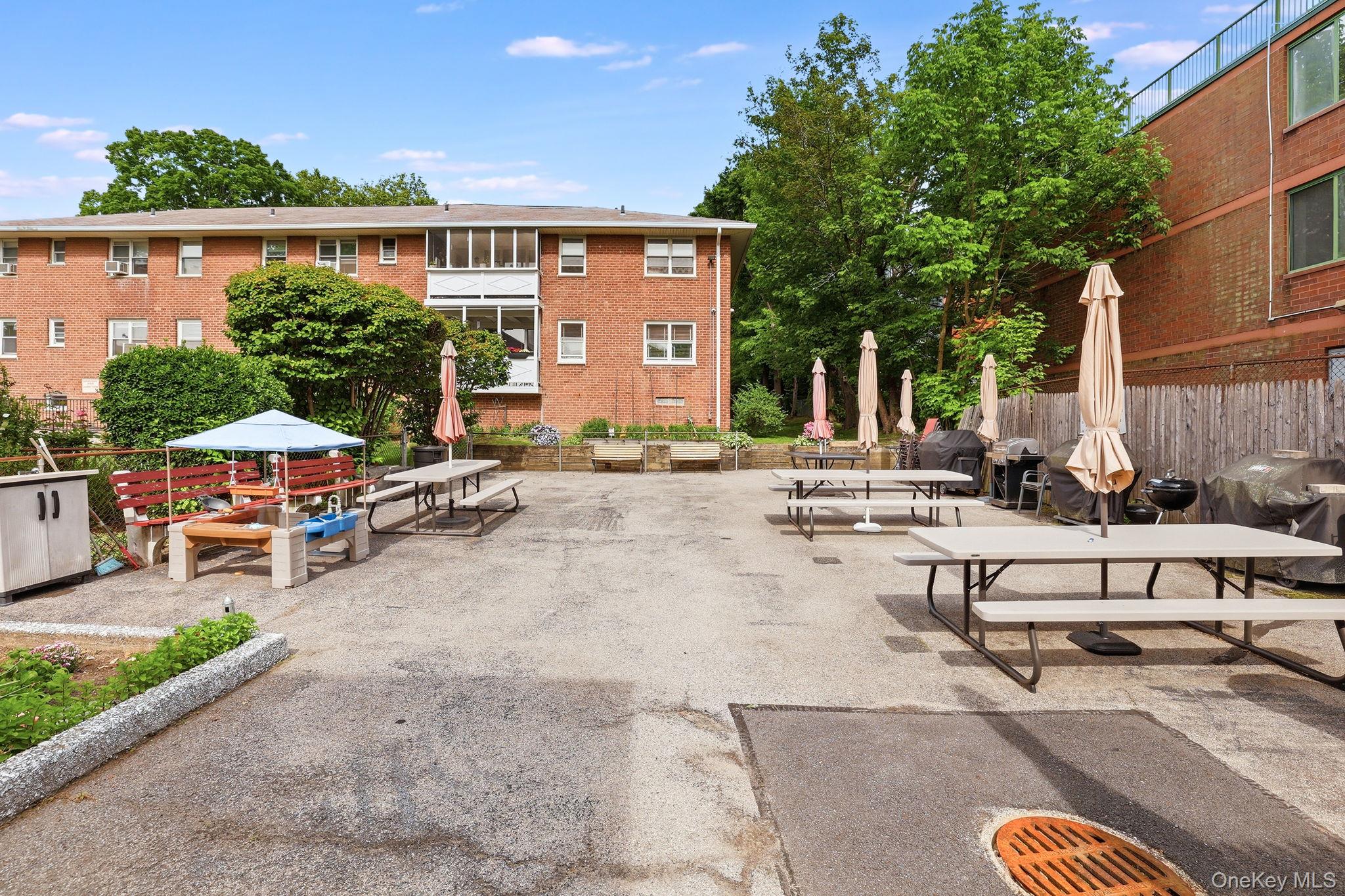 121 North Broadway Unit: 21K