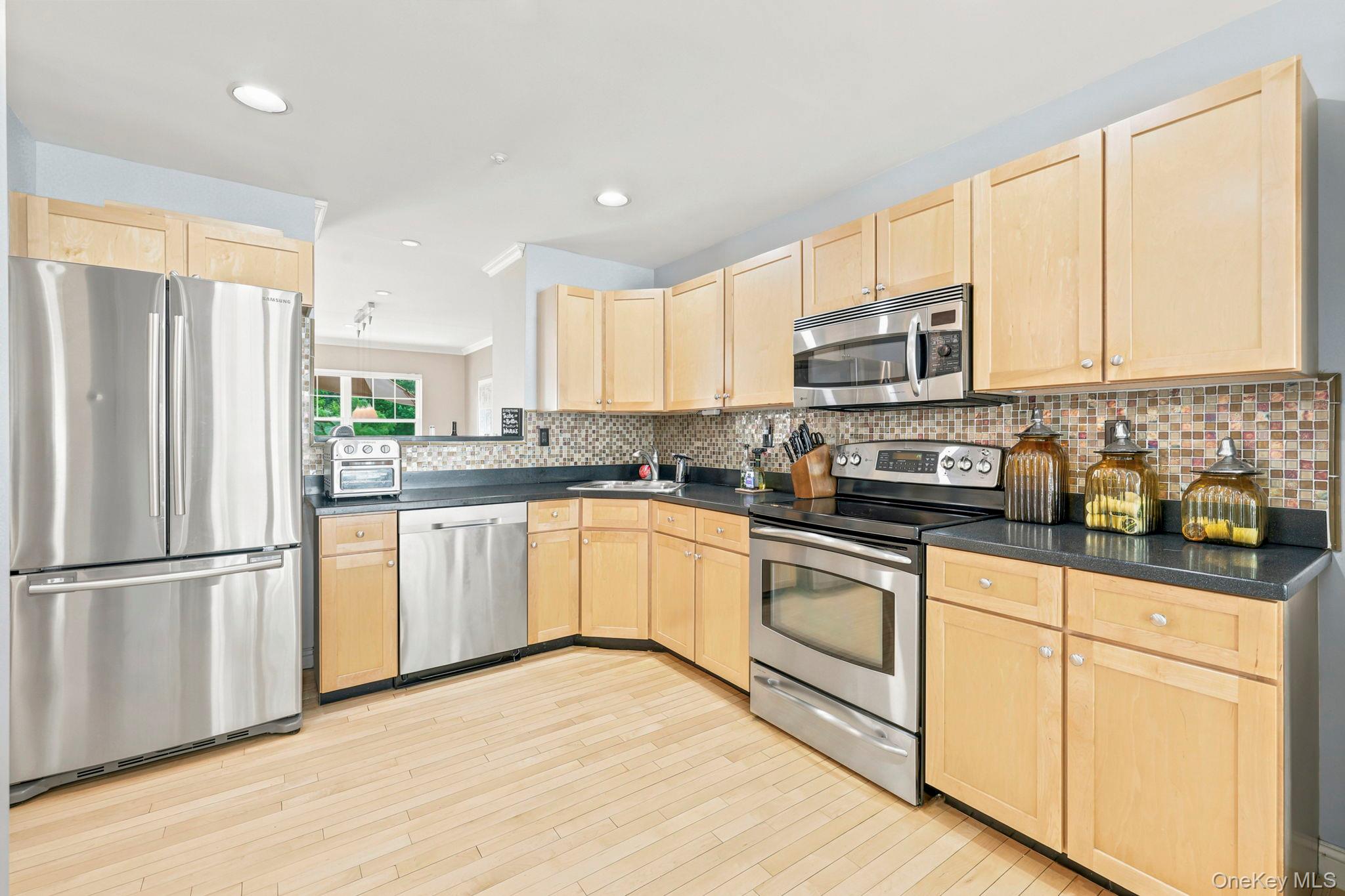 15 Winding Ridge Road