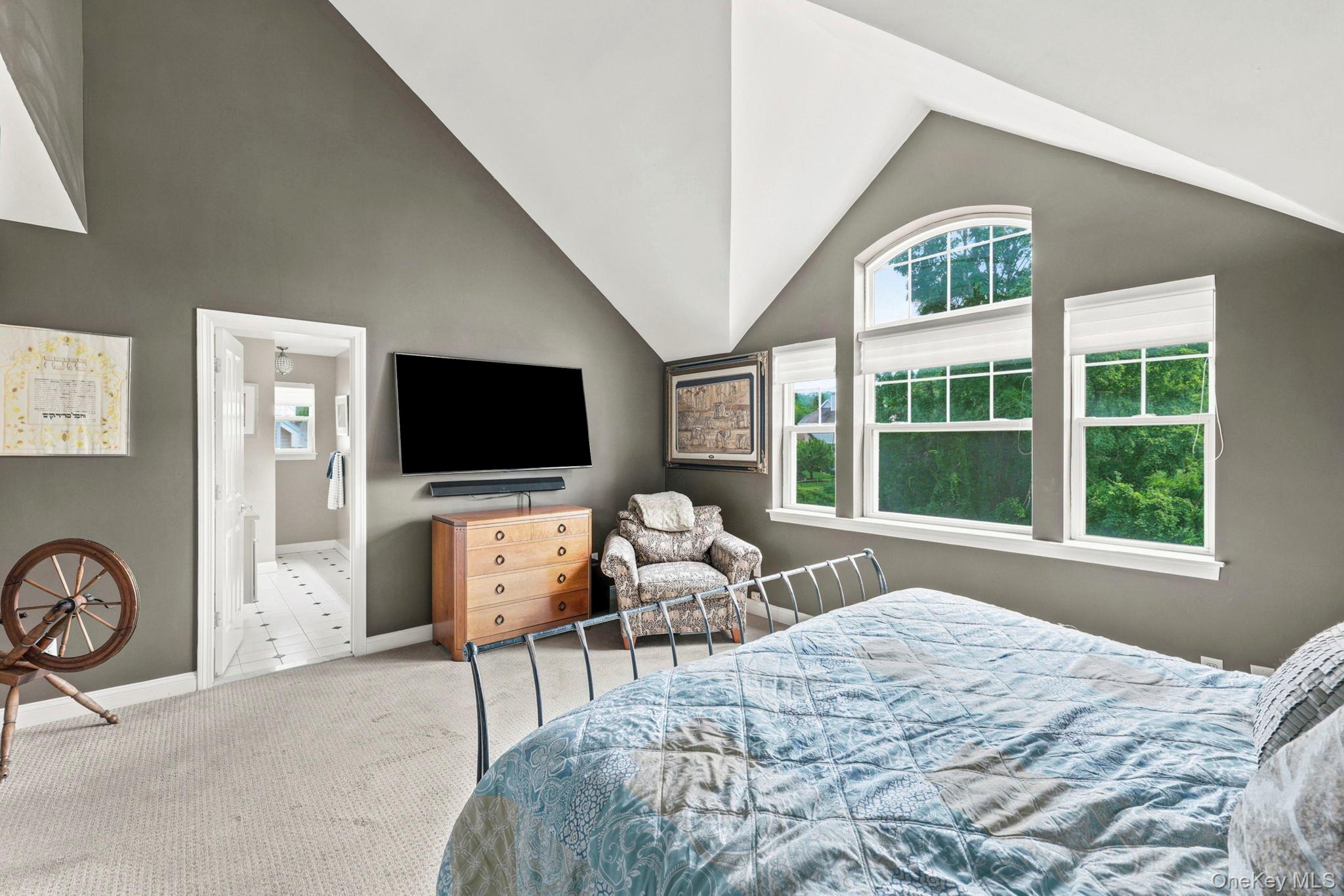 15 Winding Ridge Road