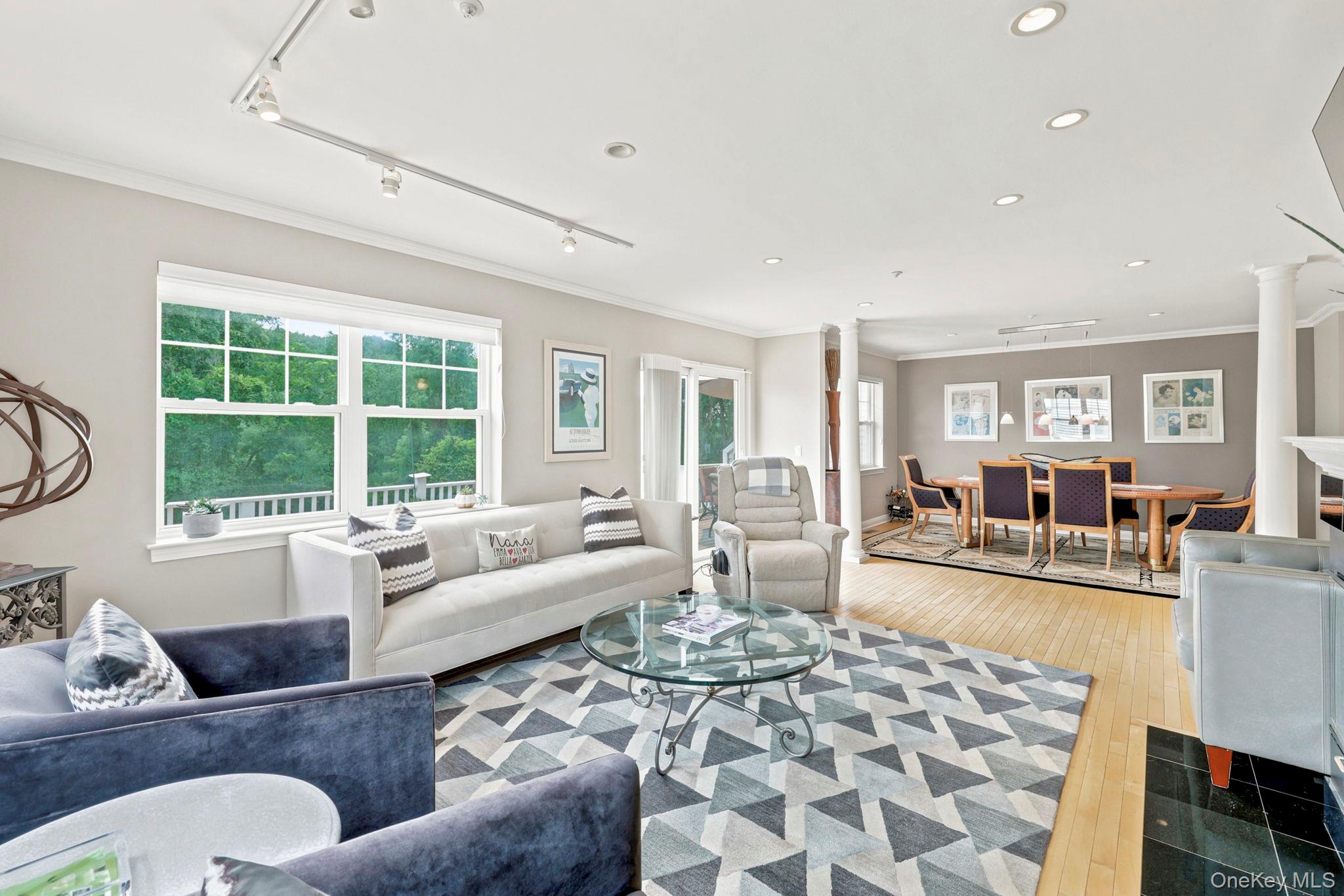 15 Winding Ridge Road
