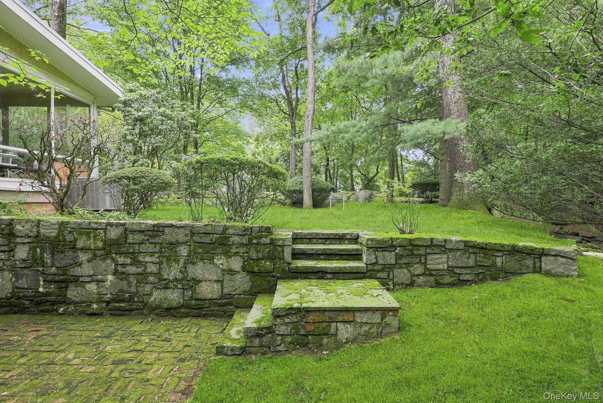21 Seely Place