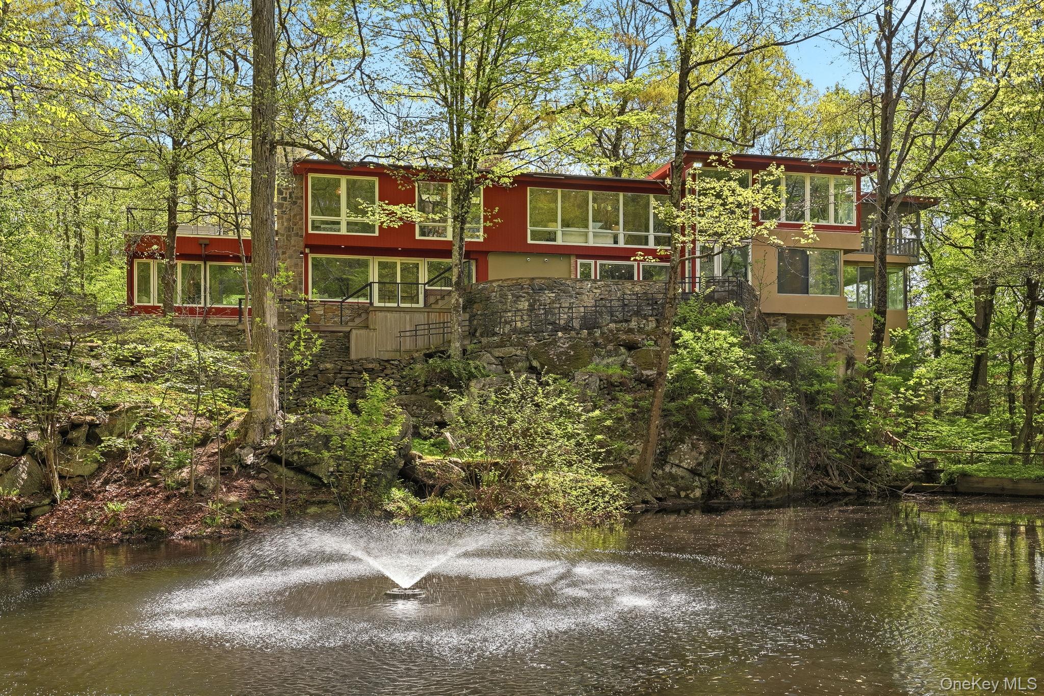 150 N Healy Avenue
