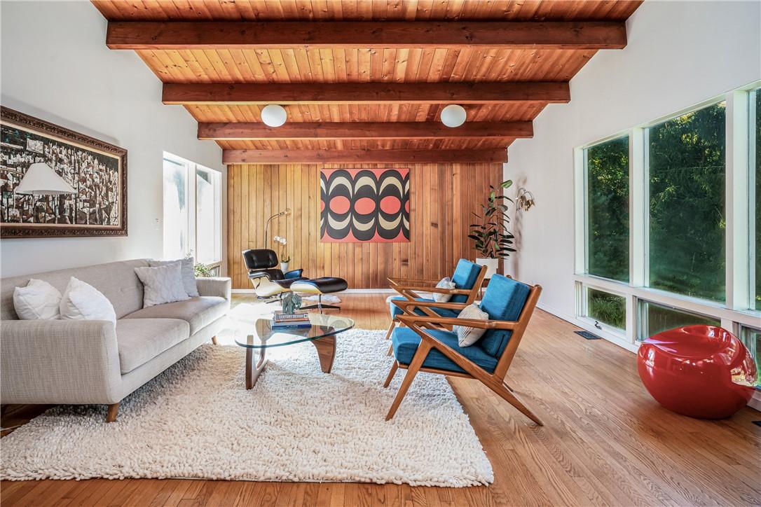 1176 Hardscrabble Road