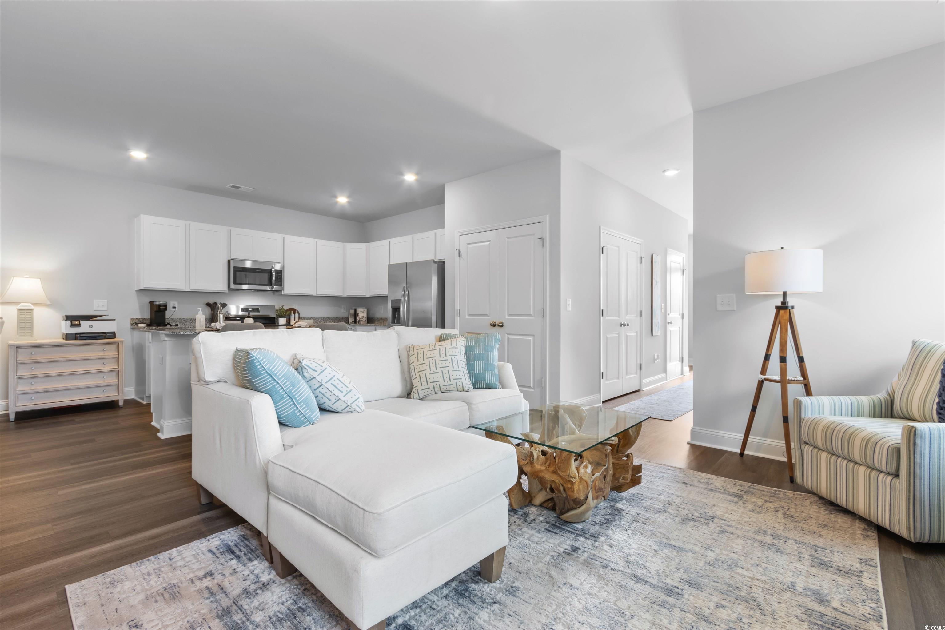 342 Sandridgebury Dr. Unit: 34