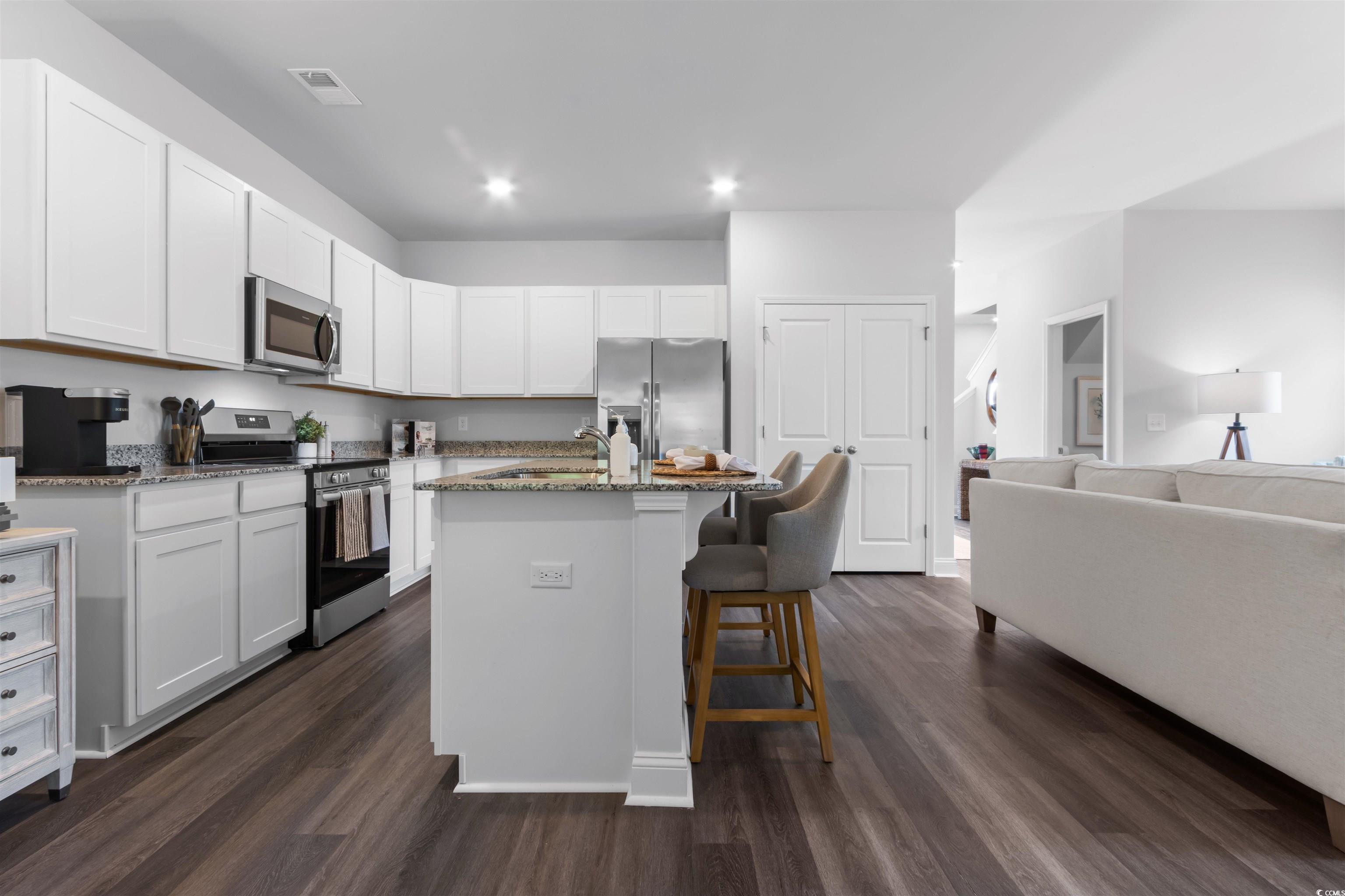 342 Sandridgebury Dr. Unit: 34