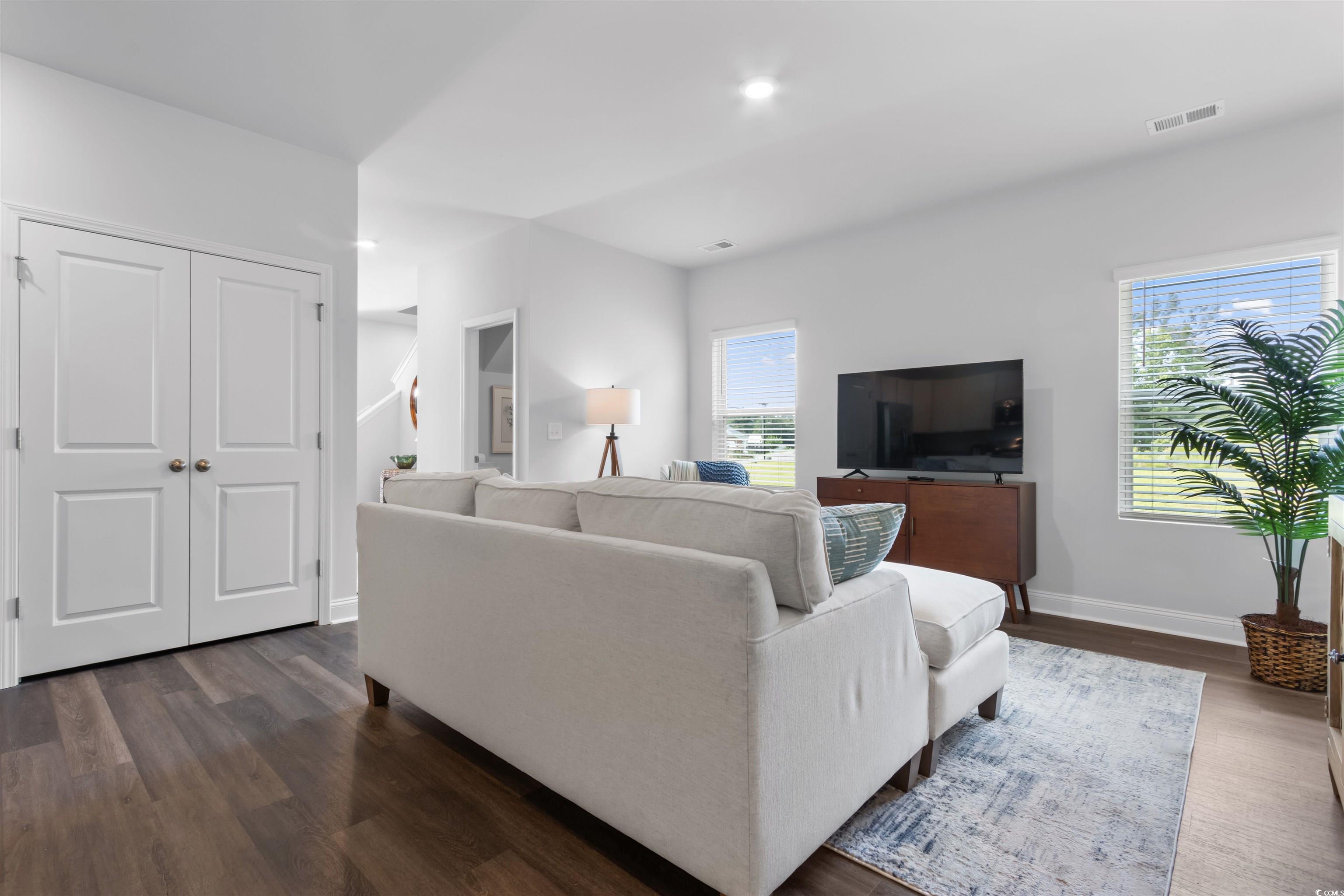 342 Sandridgebury Dr. Unit: 34