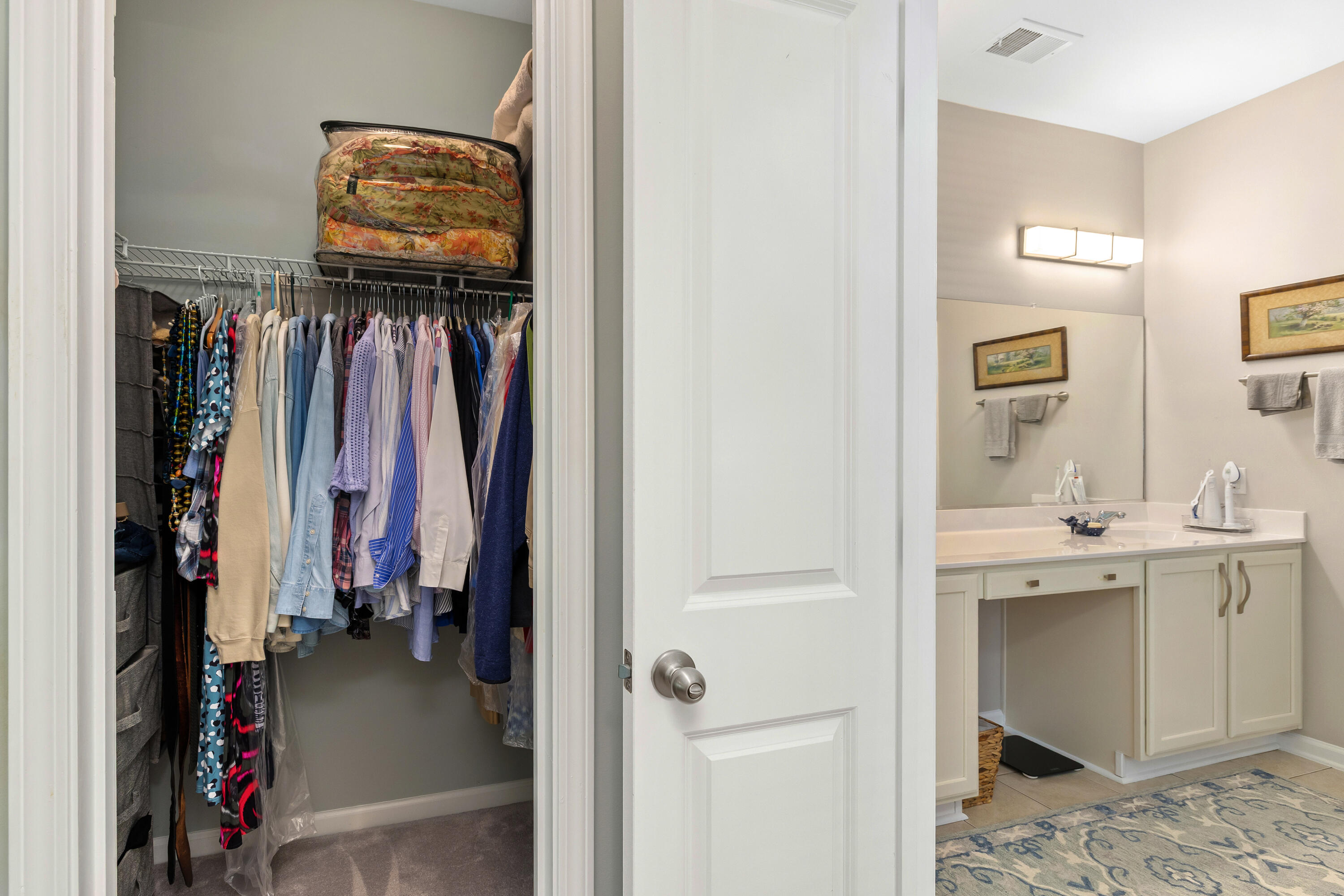 2412 Hummingbird Lane