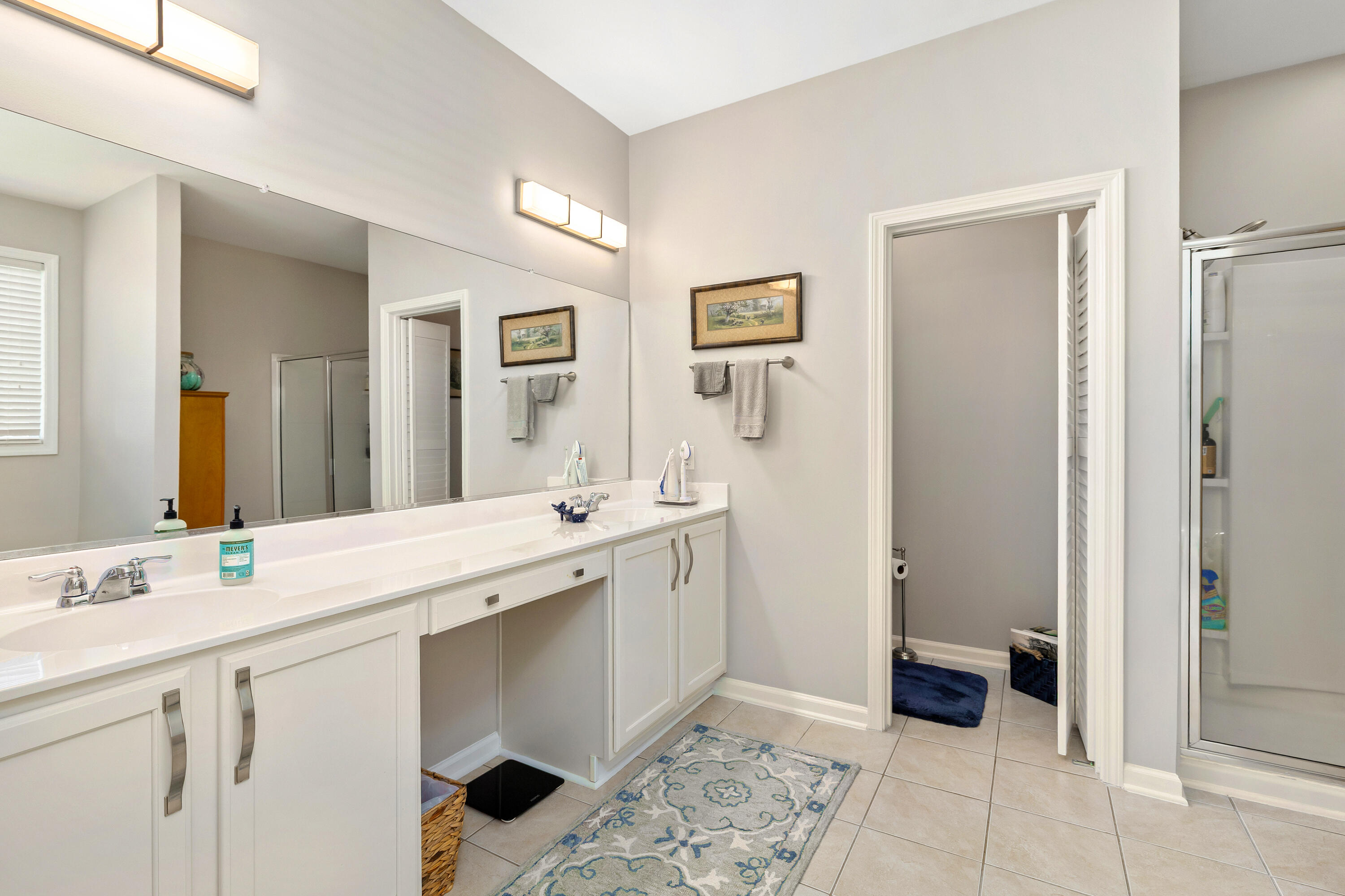 2412 Hummingbird Lane