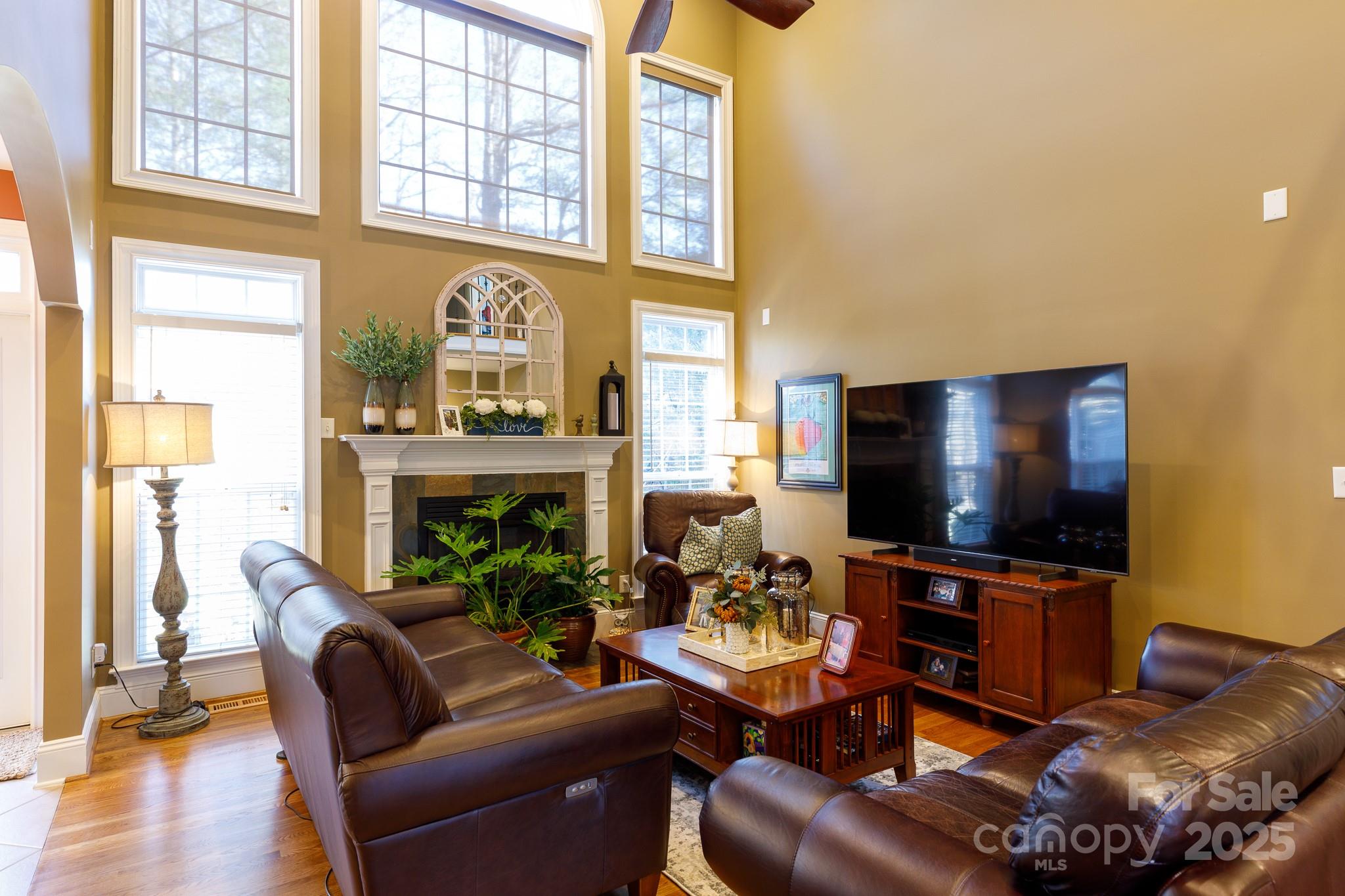 307 Abingdon Way