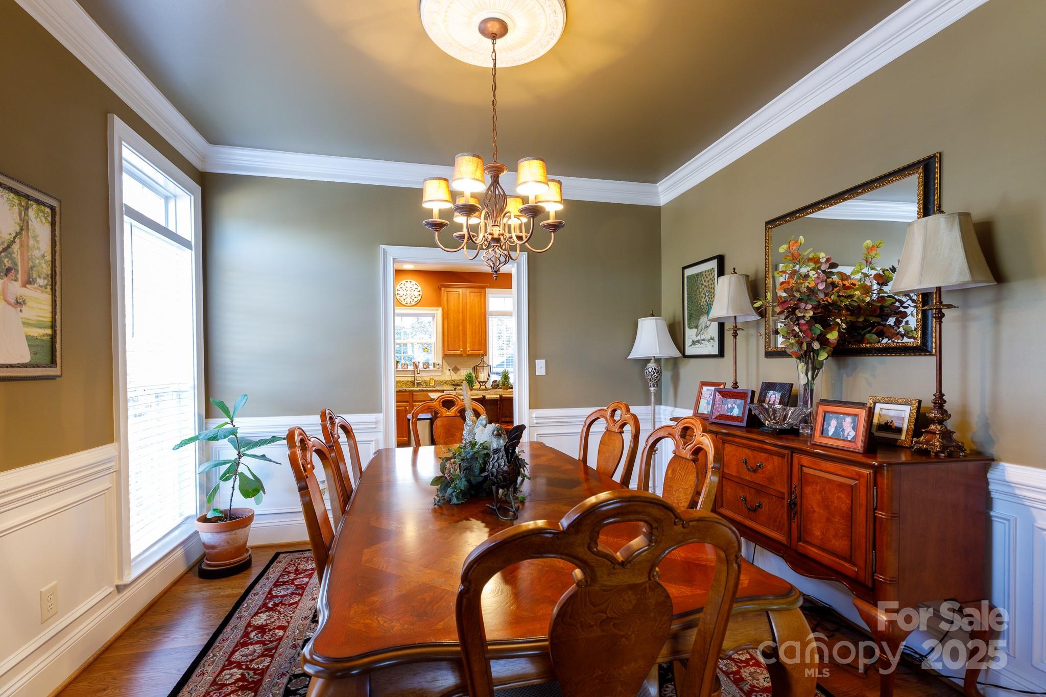 307 Abingdon Way