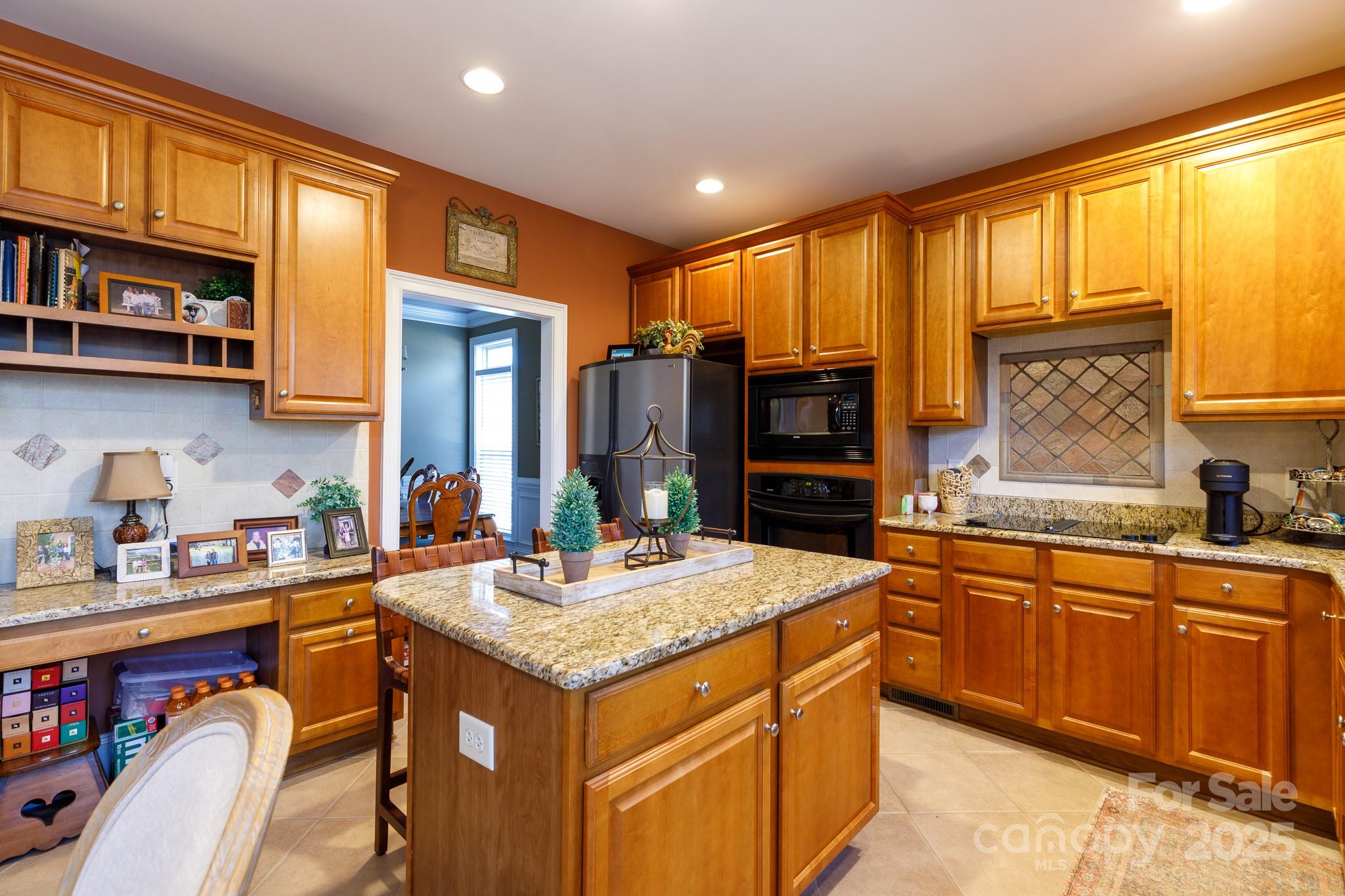 307 Abingdon Way