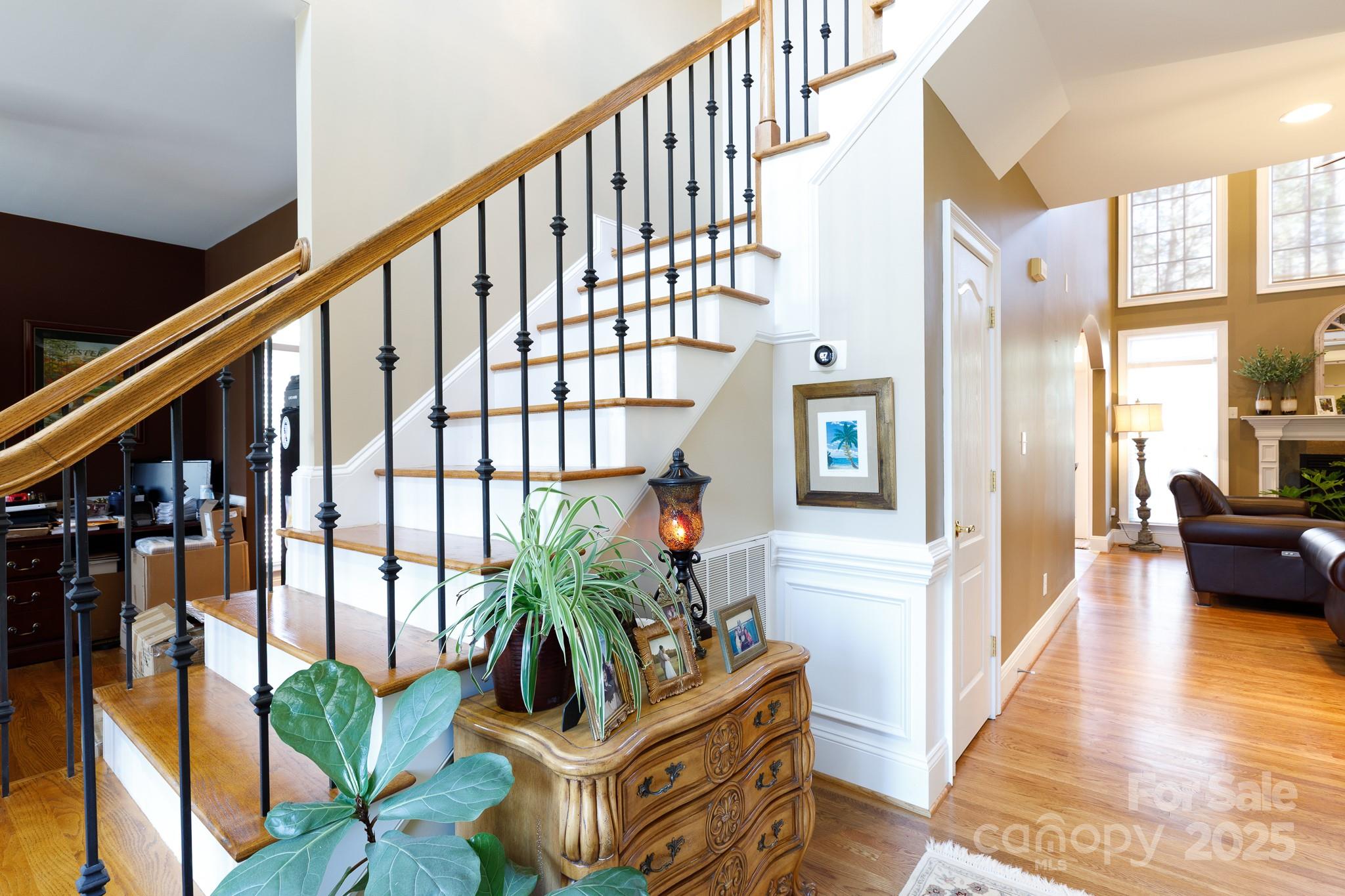 307 Abingdon Way