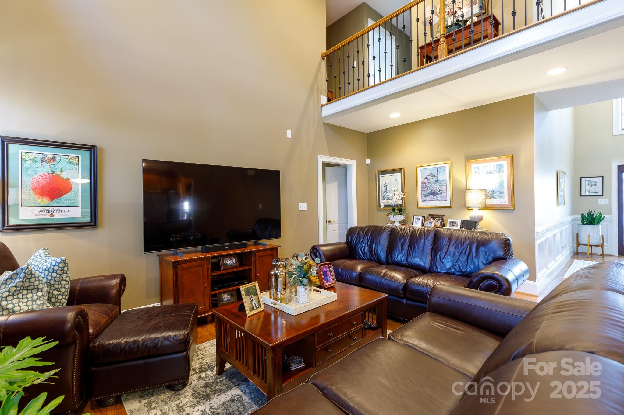 307 Abingdon Way