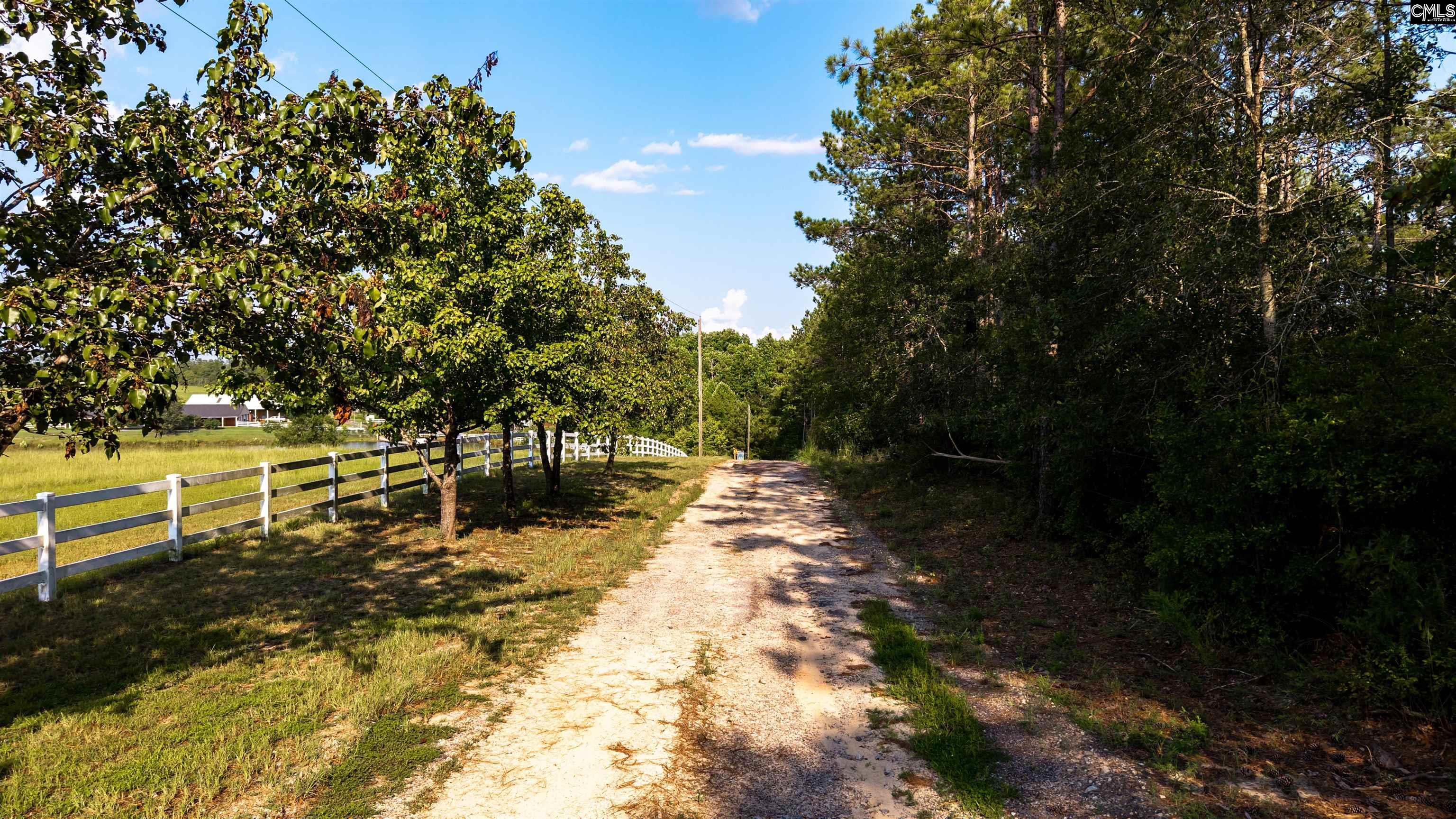2366 Lockhart Rd