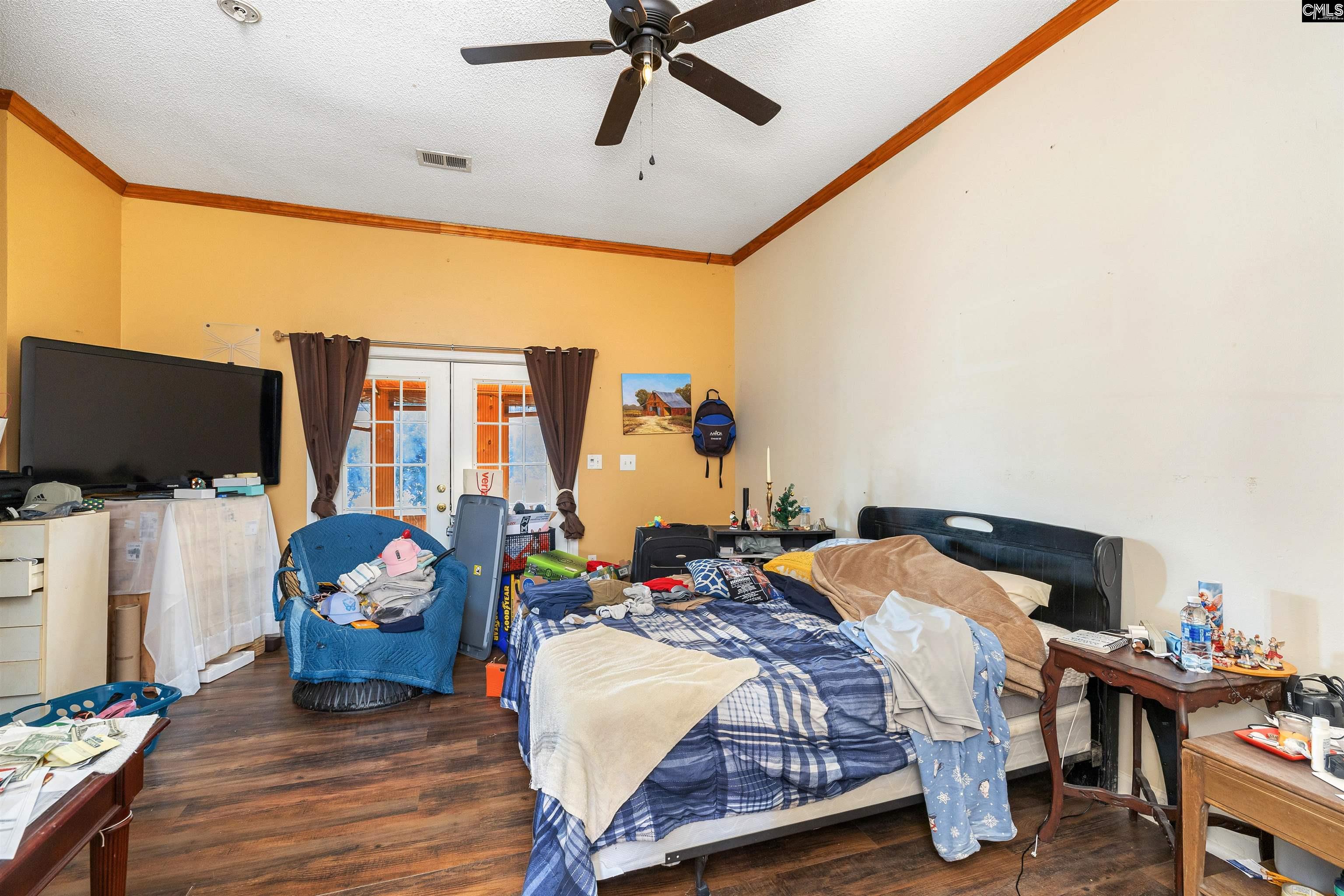 2366 Lockhart Rd