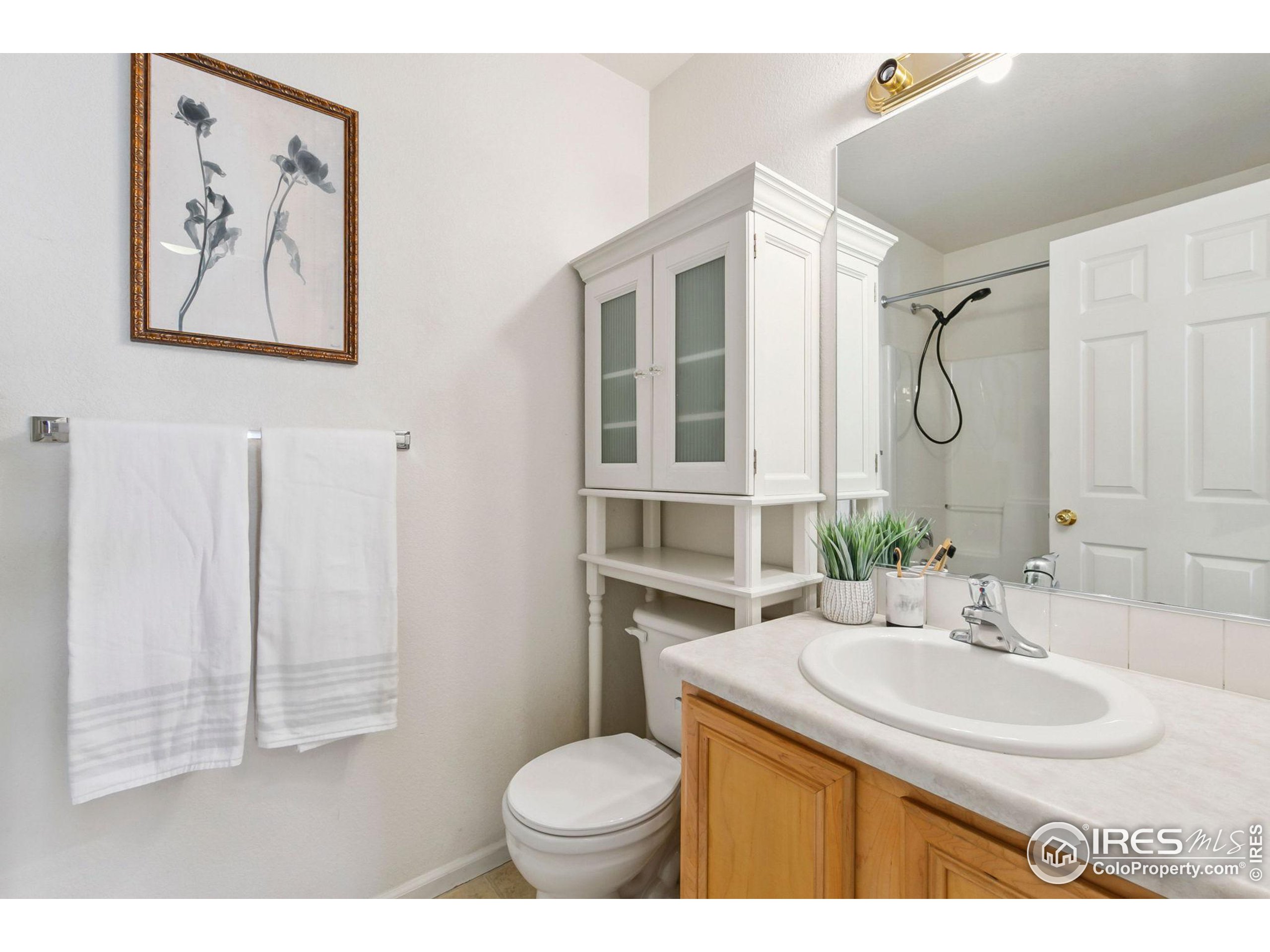 721 Waterglen Dr E-116