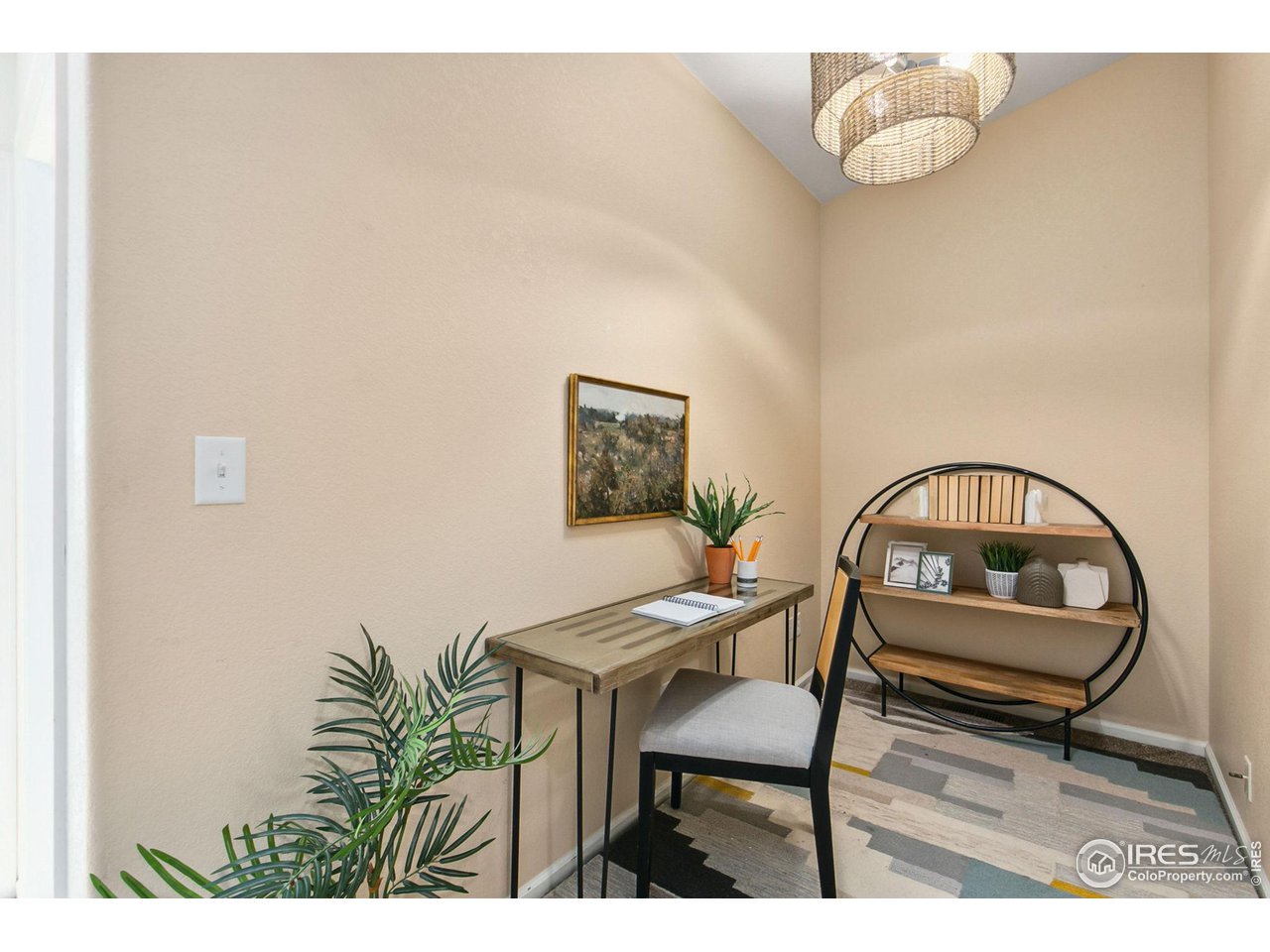 721 Waterglen Dr E-116