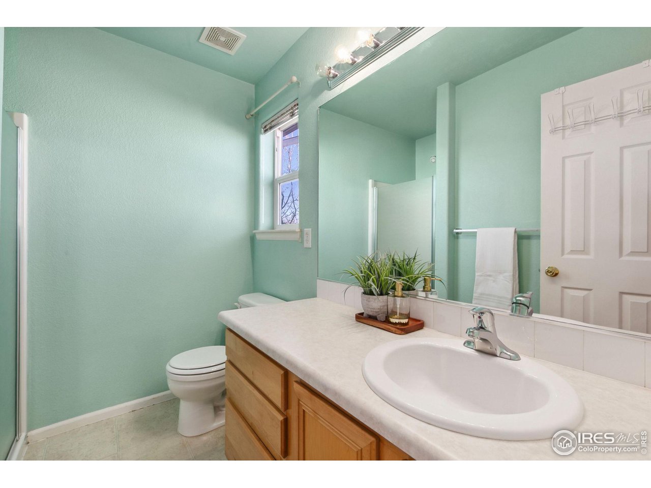 721 Waterglen Dr E-116