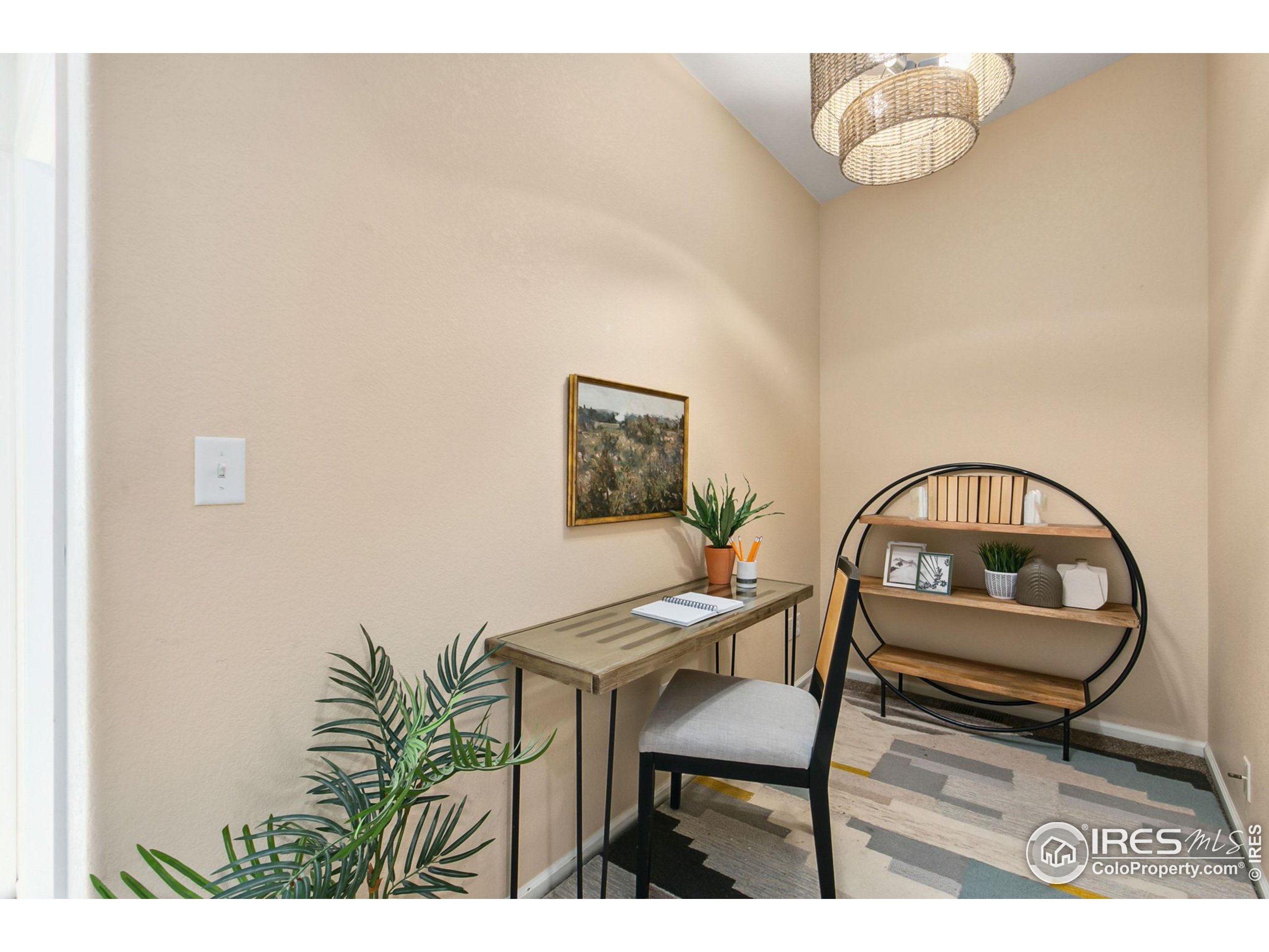 721 Waterglen Dr E-116