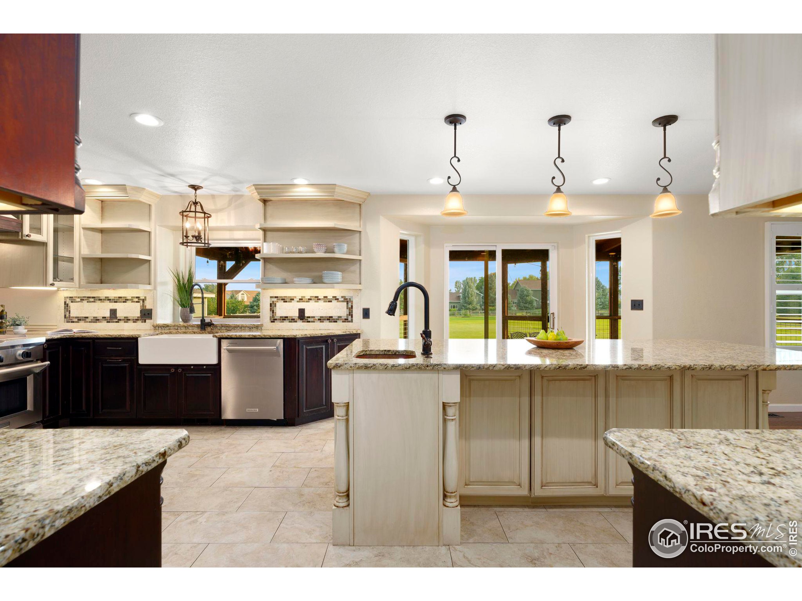 2090 Blue Mountain Rd