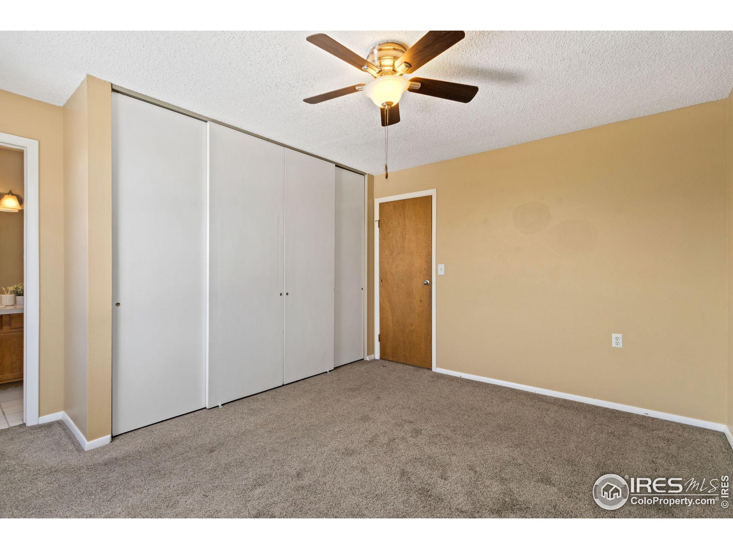 512 E Monroe Dr C338