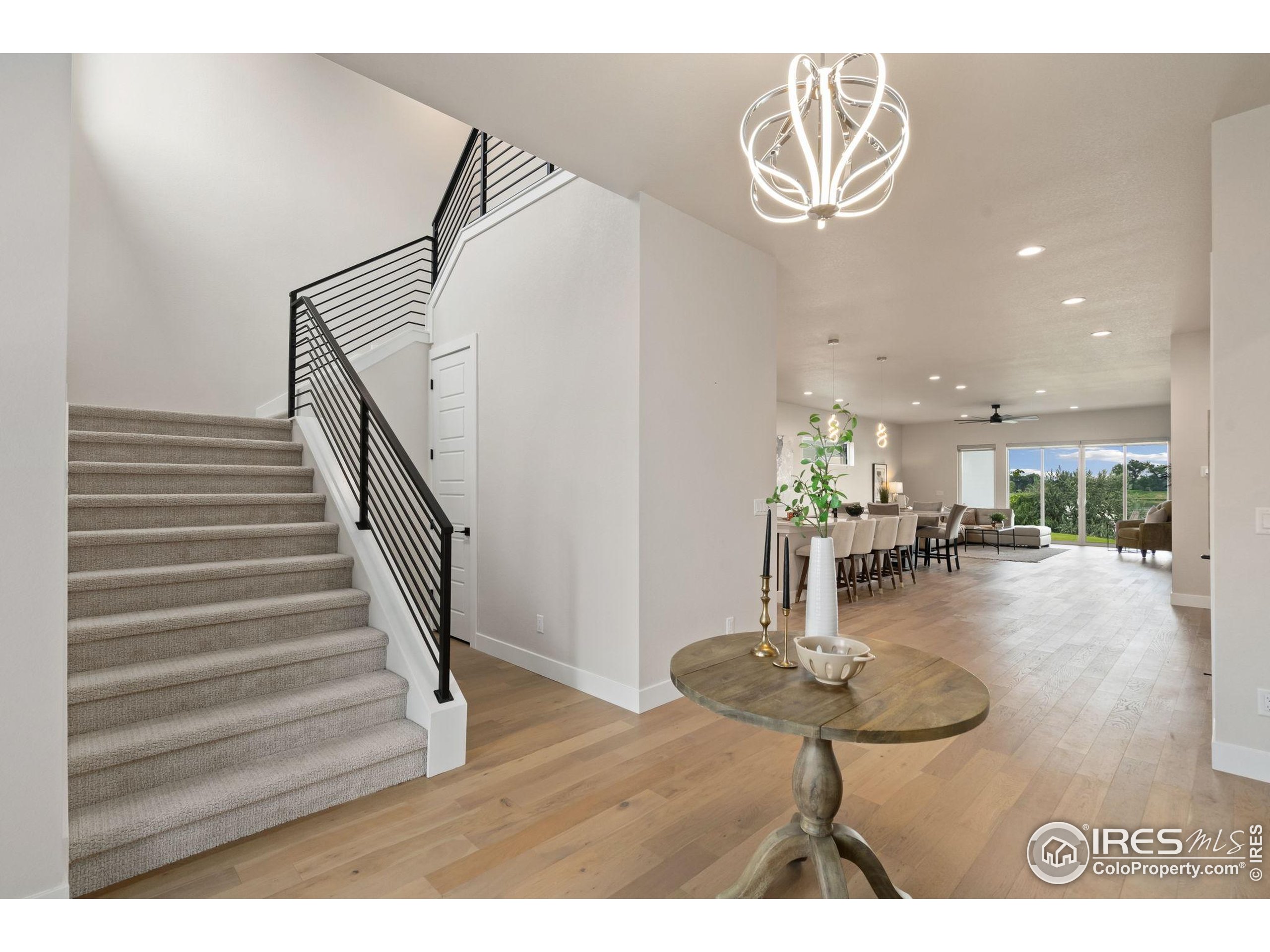 1729 Beachside Dr