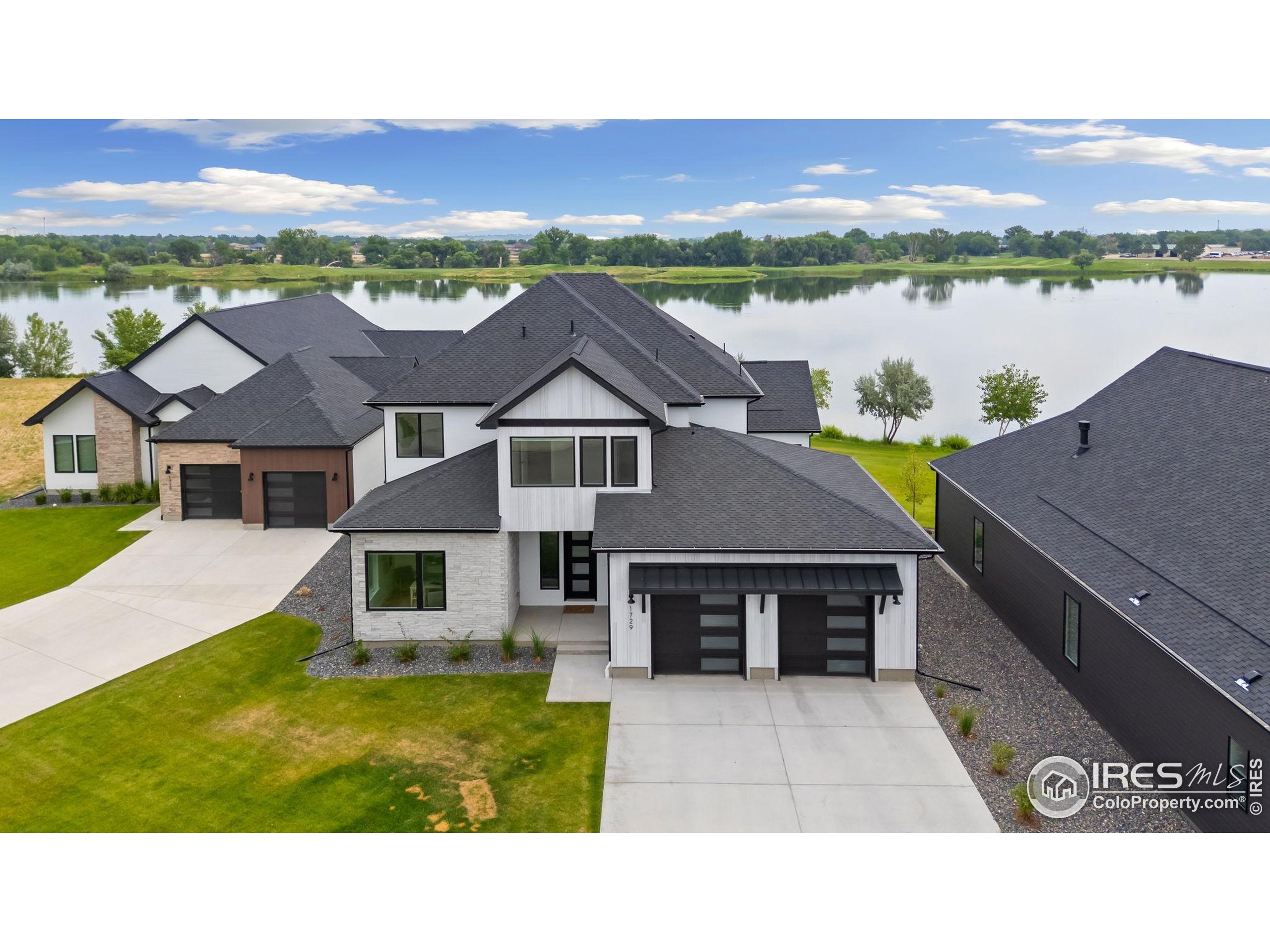 1729 Beachside Dr