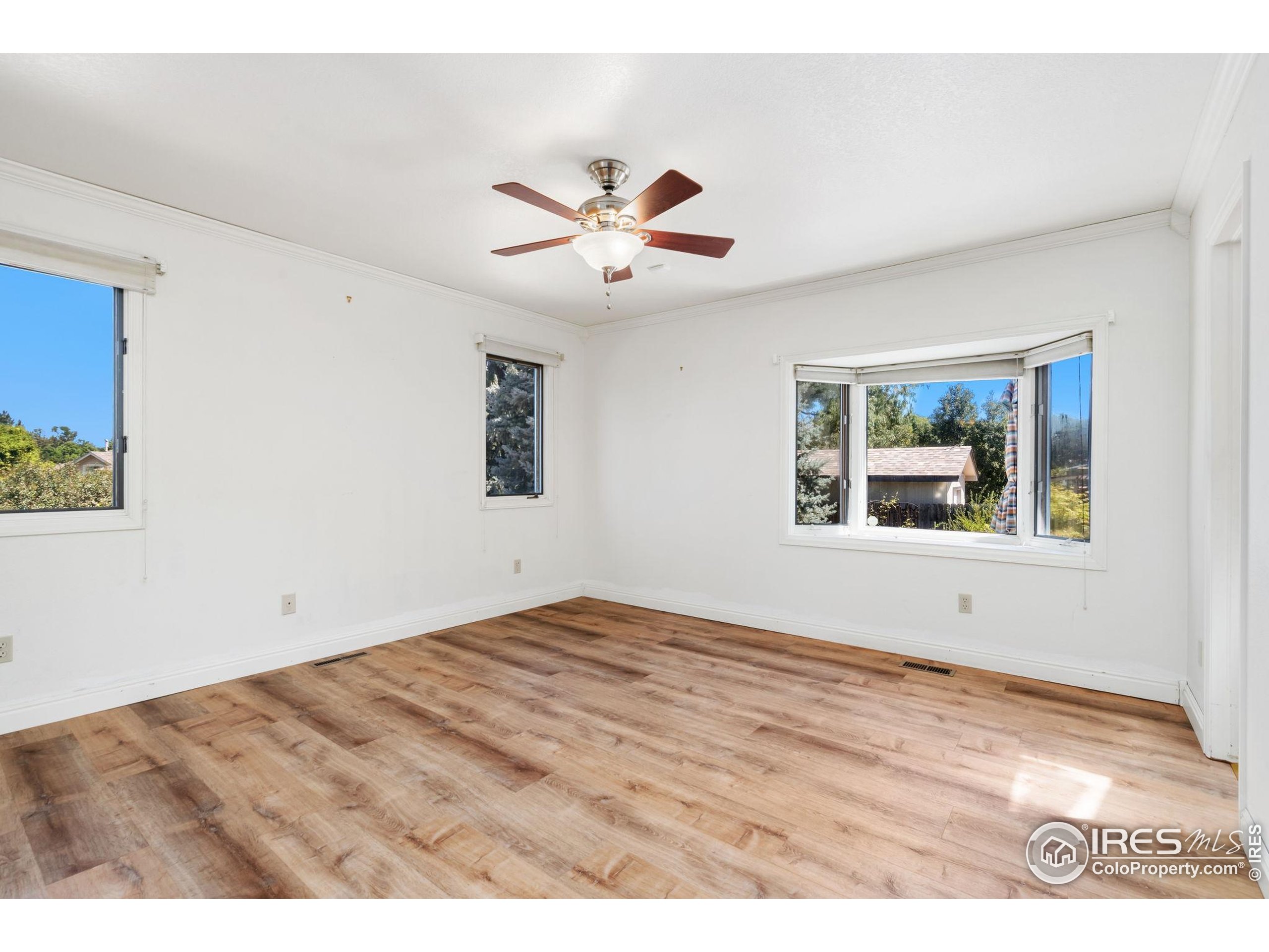 4331 W 16th St Rd