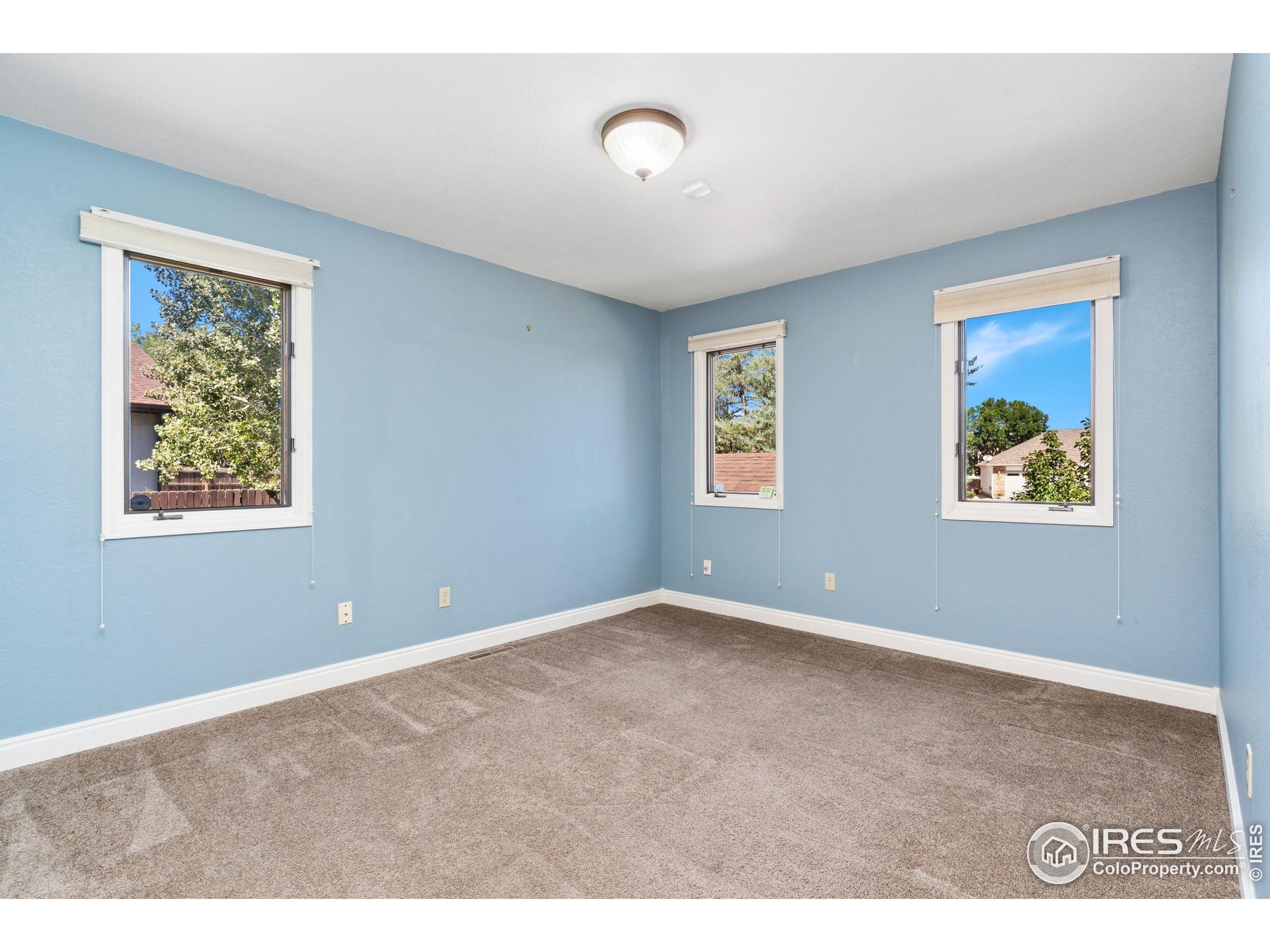 4331 W 16th St Rd