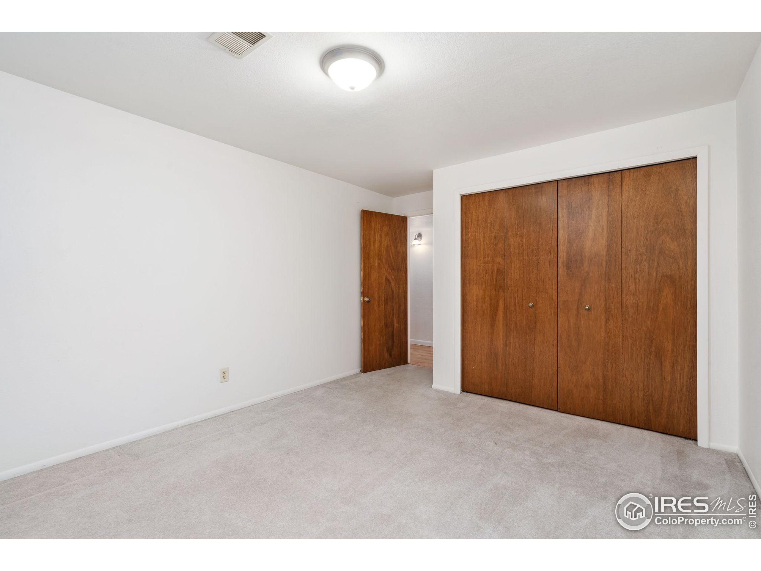 4331 W 16th St Rd