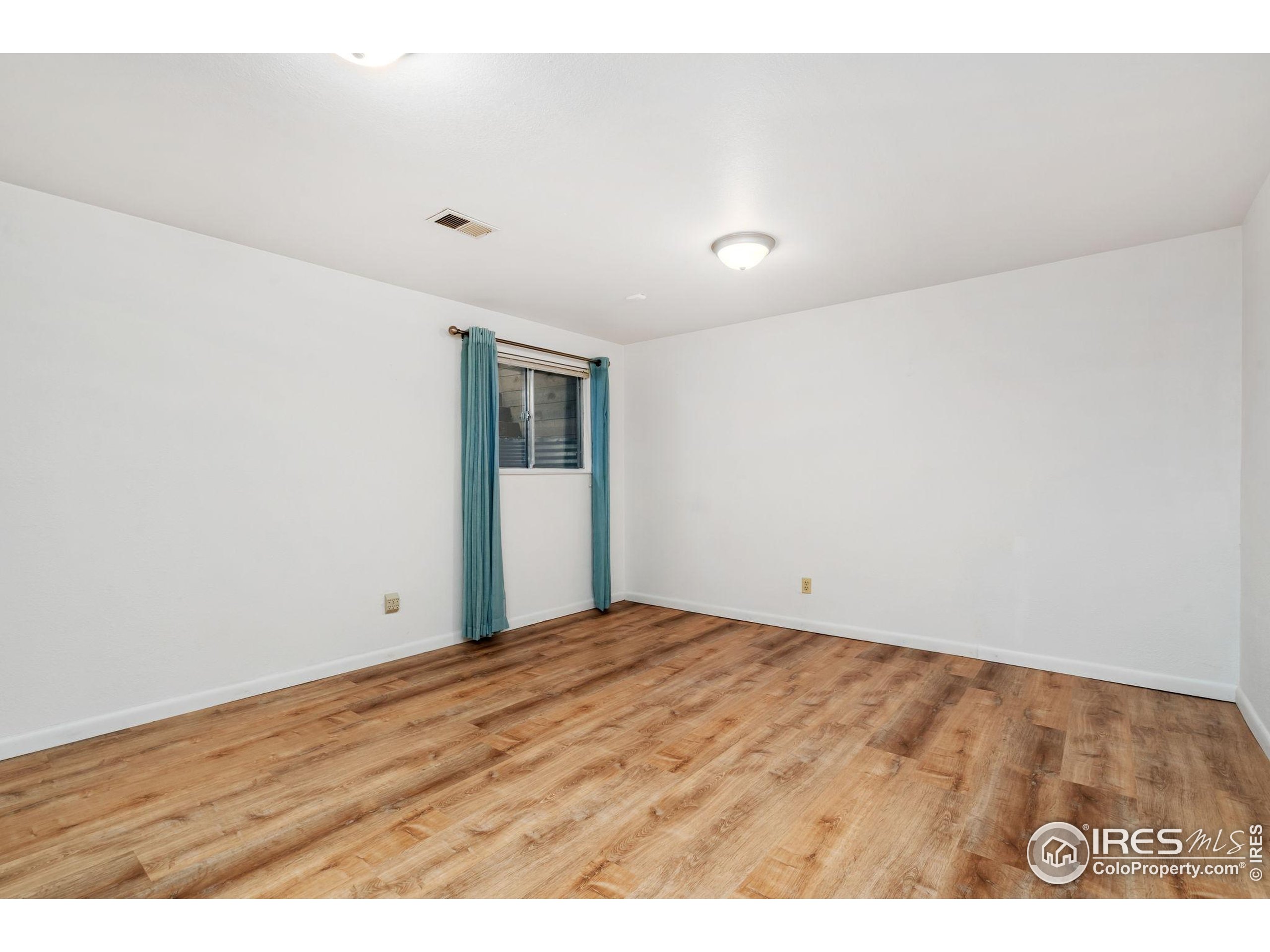 4331 W 16th St Rd