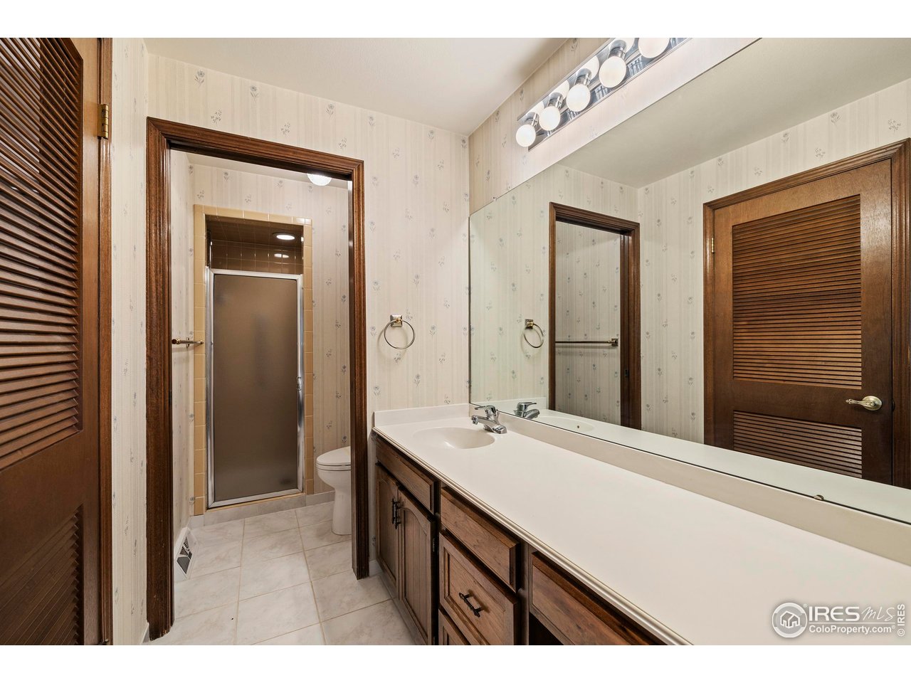 8516 W 10th Ave Lakewood