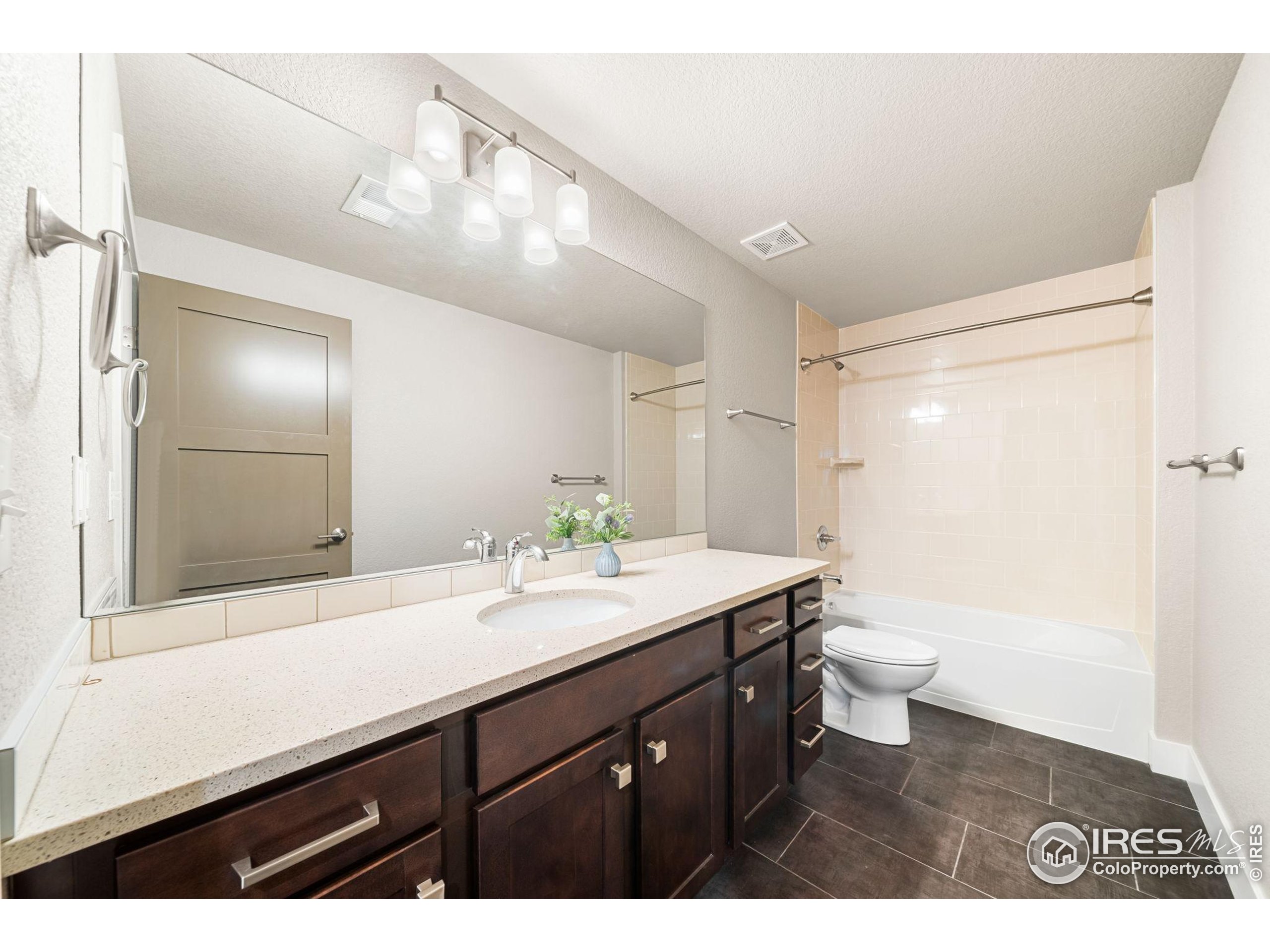 1120 Little Branch Ln