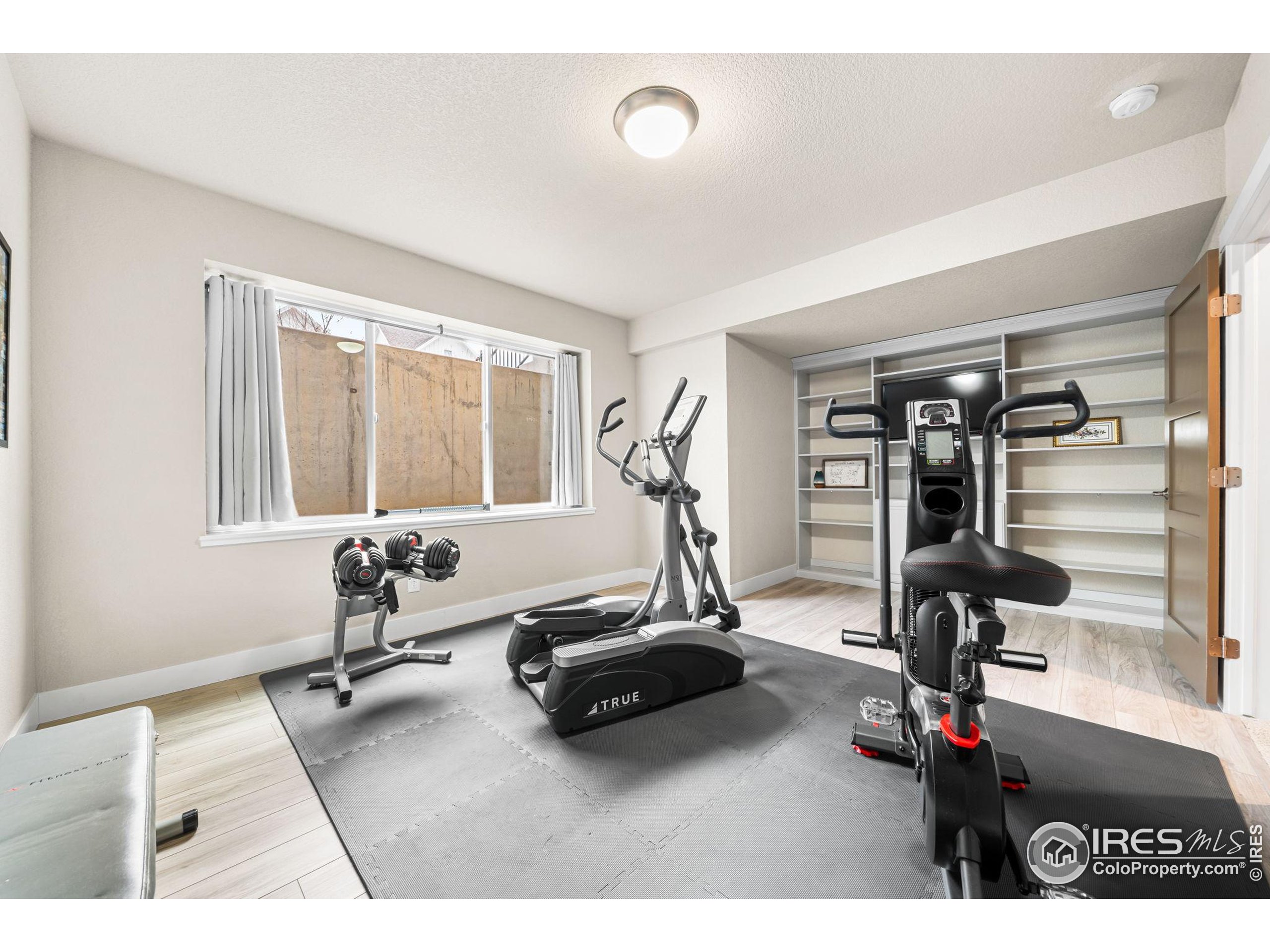 1120 Little Branch Ln