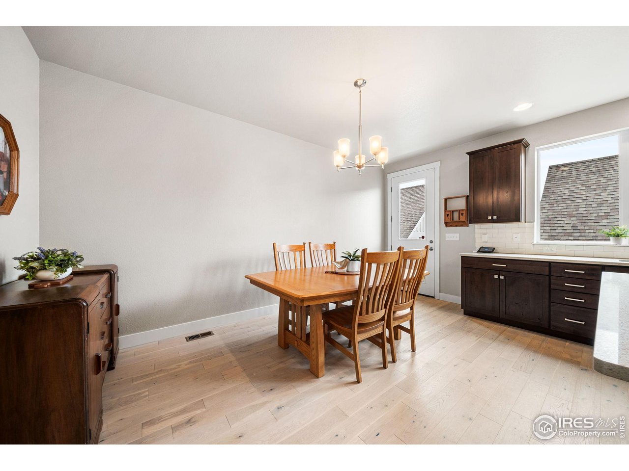 1120 Little Branch Ln