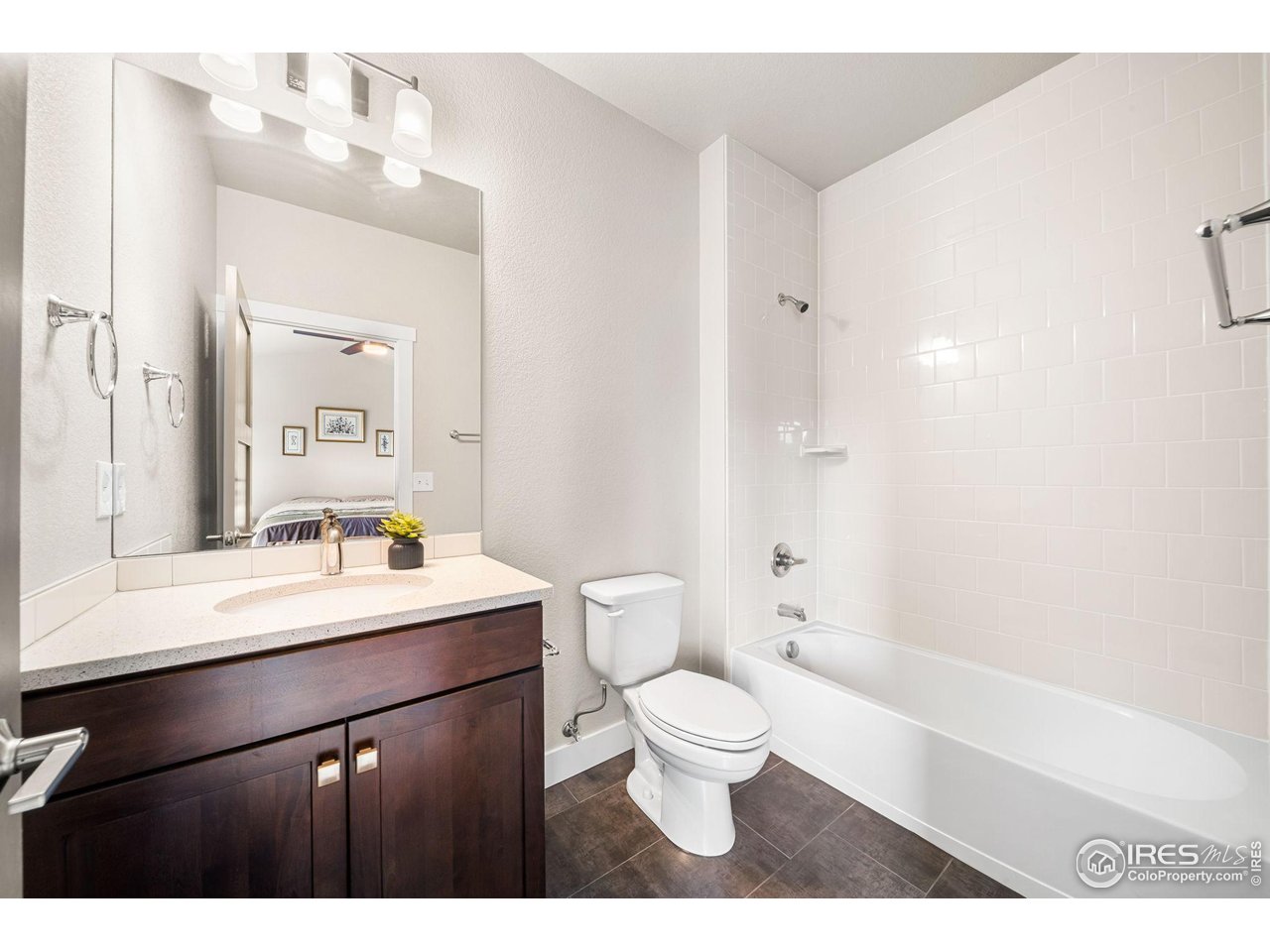 1120 Little Branch Ln