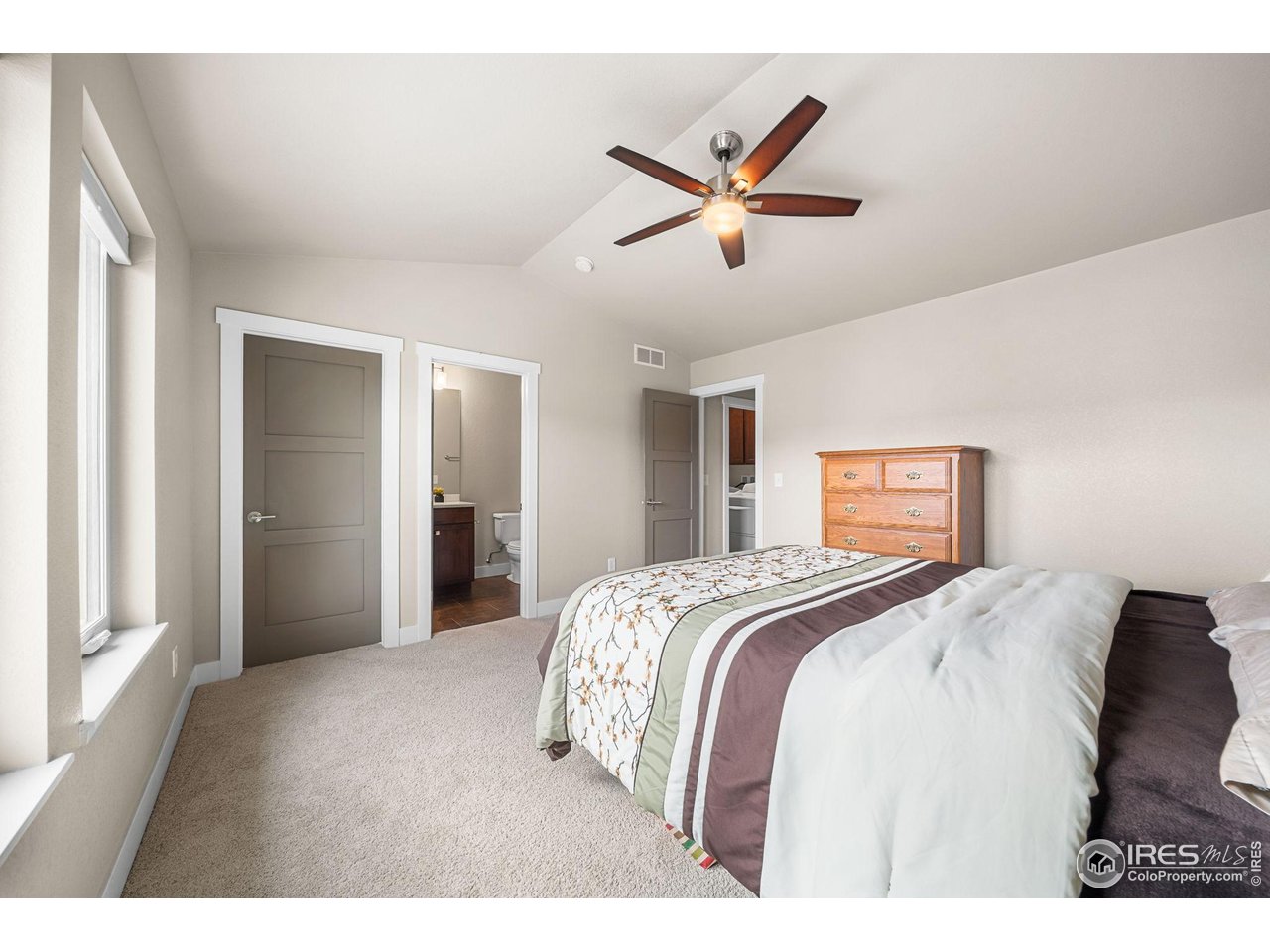 1120 Little Branch Ln