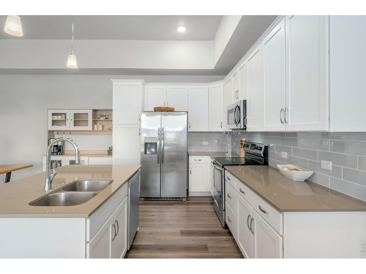 4185 N Park Dr 200