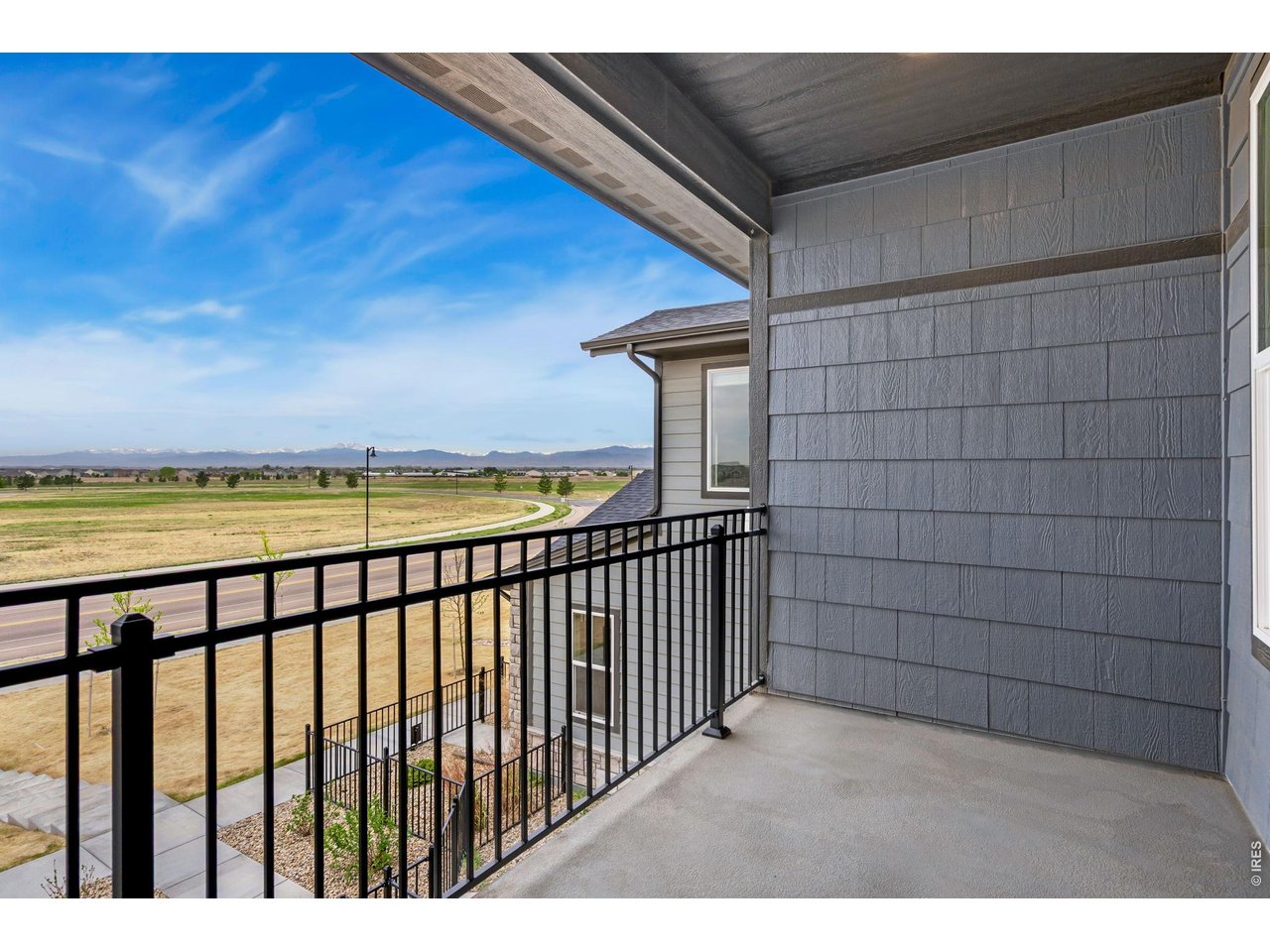 6826 School House Dr 204