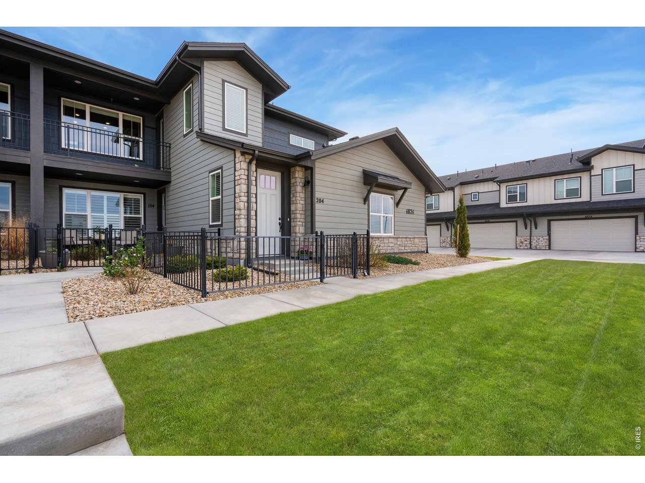 6826 School House Dr 204