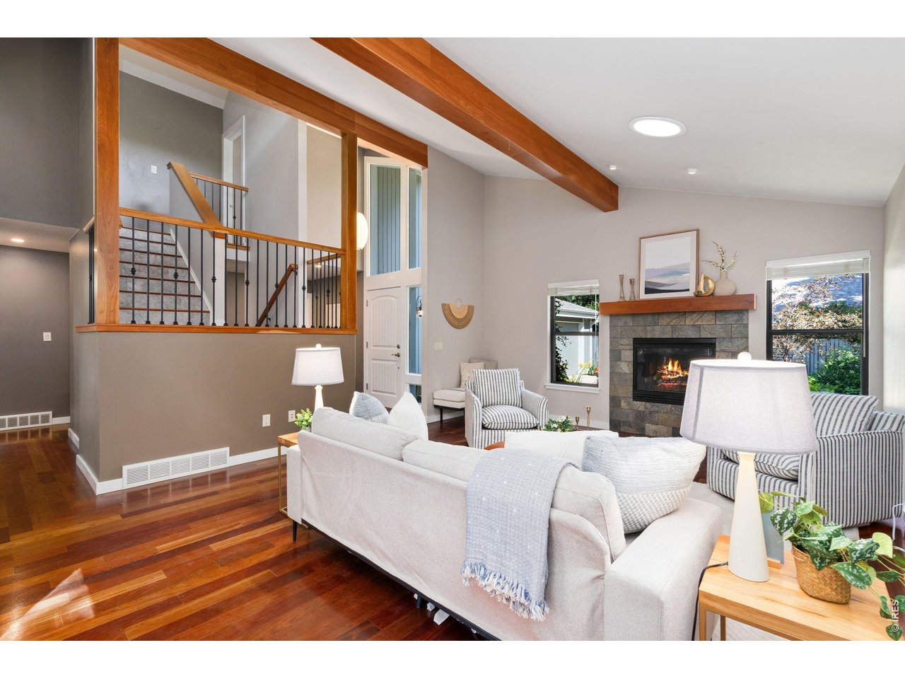 706 Sandpiper Pt