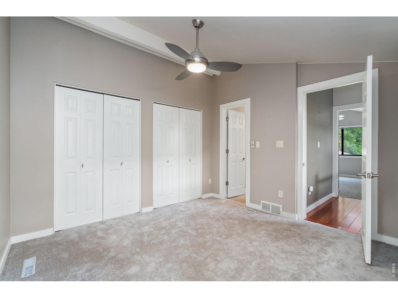 706 Sandpiper Pt