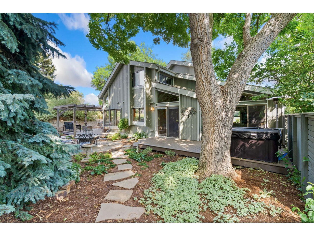 706 Sandpiper Pt