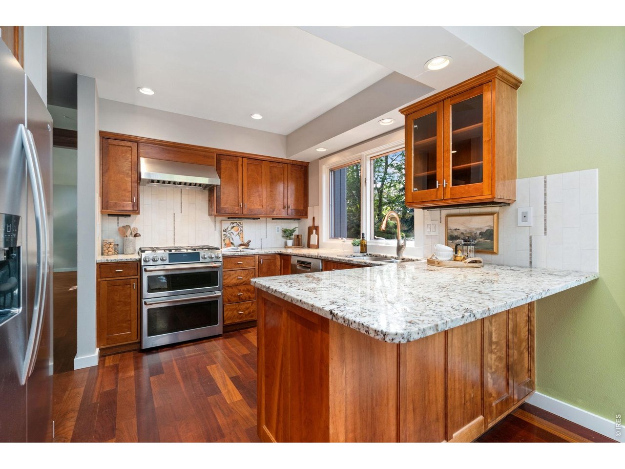 706 Sandpiper Pt